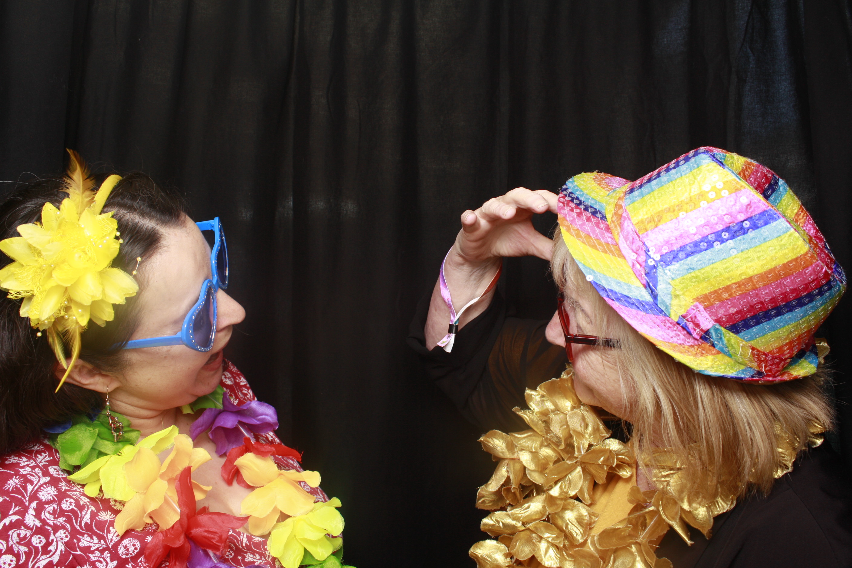 A Chorus Christmas 2024 | View more photos from the event at wgtngallery.classicphotobooths.co.nz/u/wgtncpbgallery/A-Chorus-Christmas-2024