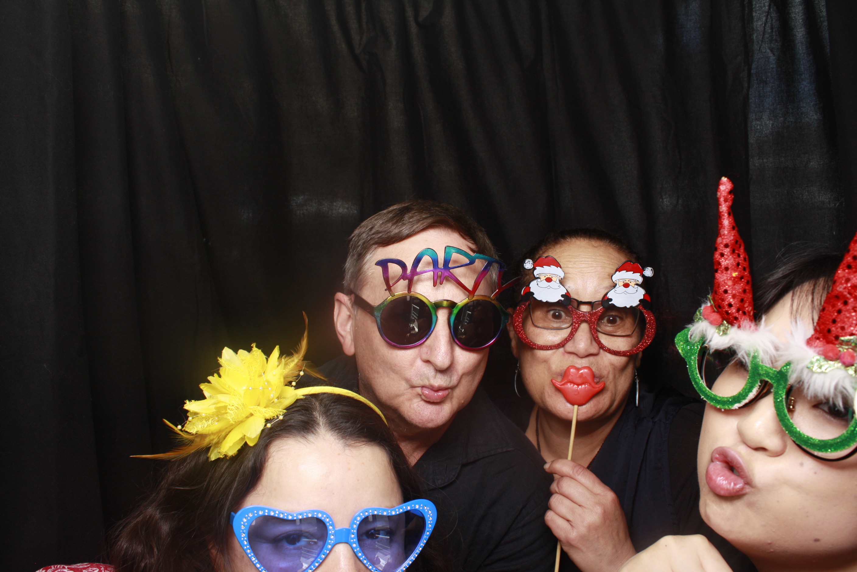 A Chorus Christmas 2024 | View more photos from the event at wgtngallery.classicphotobooths.co.nz/u/wgtncpbgallery/A-Chorus-Christmas-2024