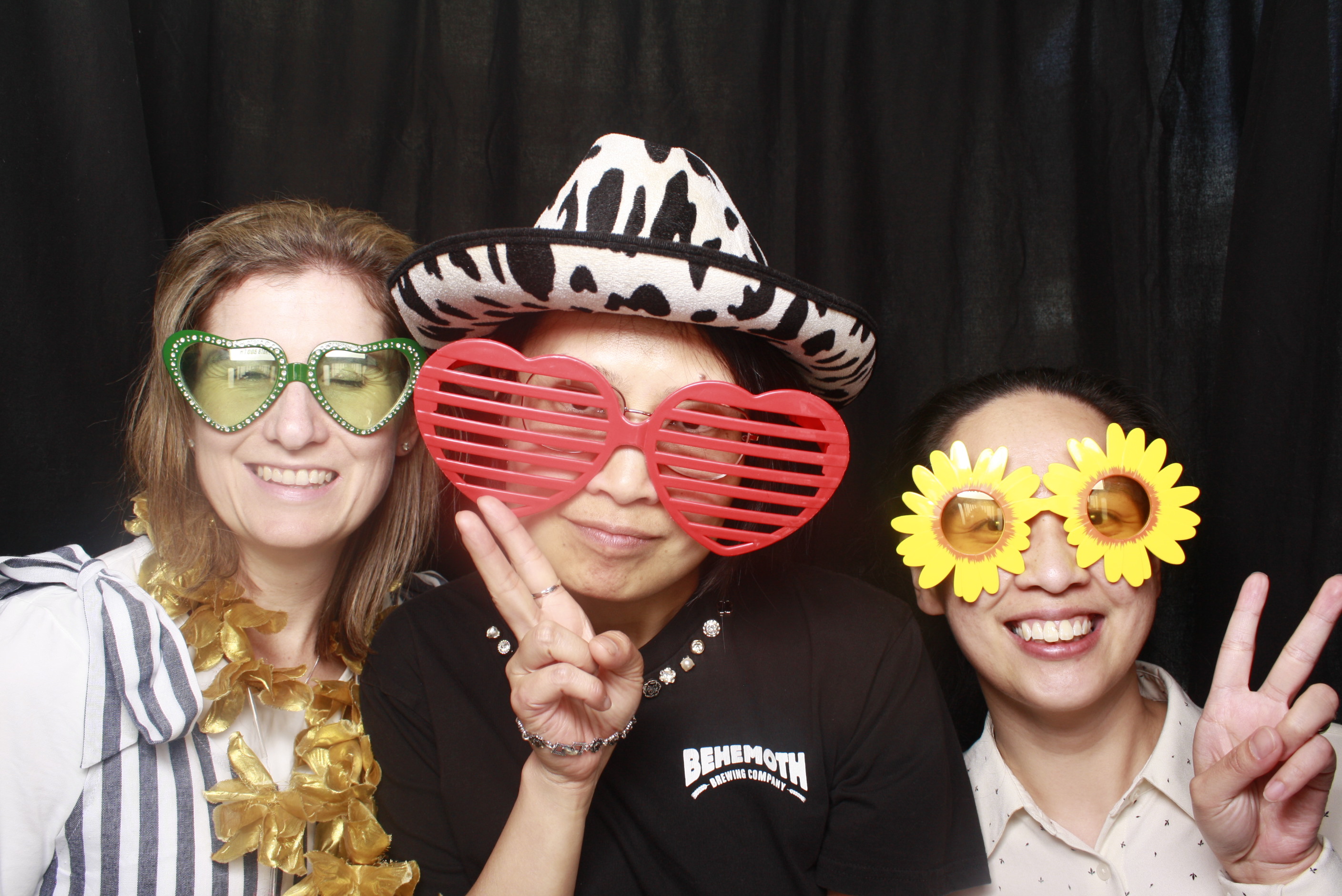 A Chorus Christmas 2024 | View more photos from the event at wgtngallery.classicphotobooths.co.nz/u/wgtncpbgallery/A-Chorus-Christmas-2024