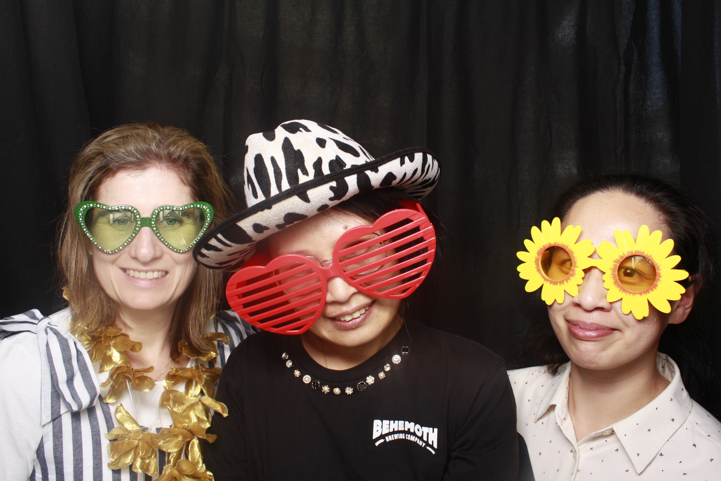 A Chorus Christmas 2024 | View more photos from the event at wgtngallery.classicphotobooths.co.nz/u/wgtncpbgallery/A-Chorus-Christmas-2024