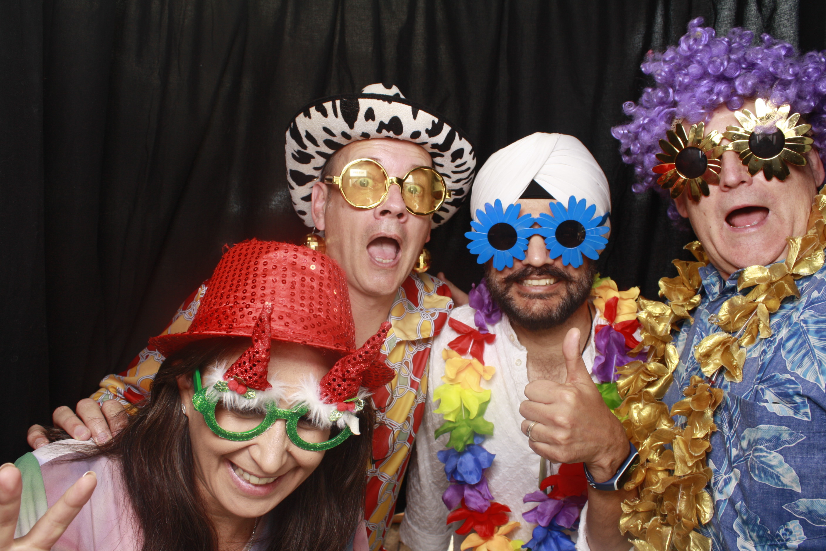 A Chorus Christmas 2024 | View more photos from the event at wgtngallery.classicphotobooths.co.nz/u/wgtncpbgallery/A-Chorus-Christmas-2024