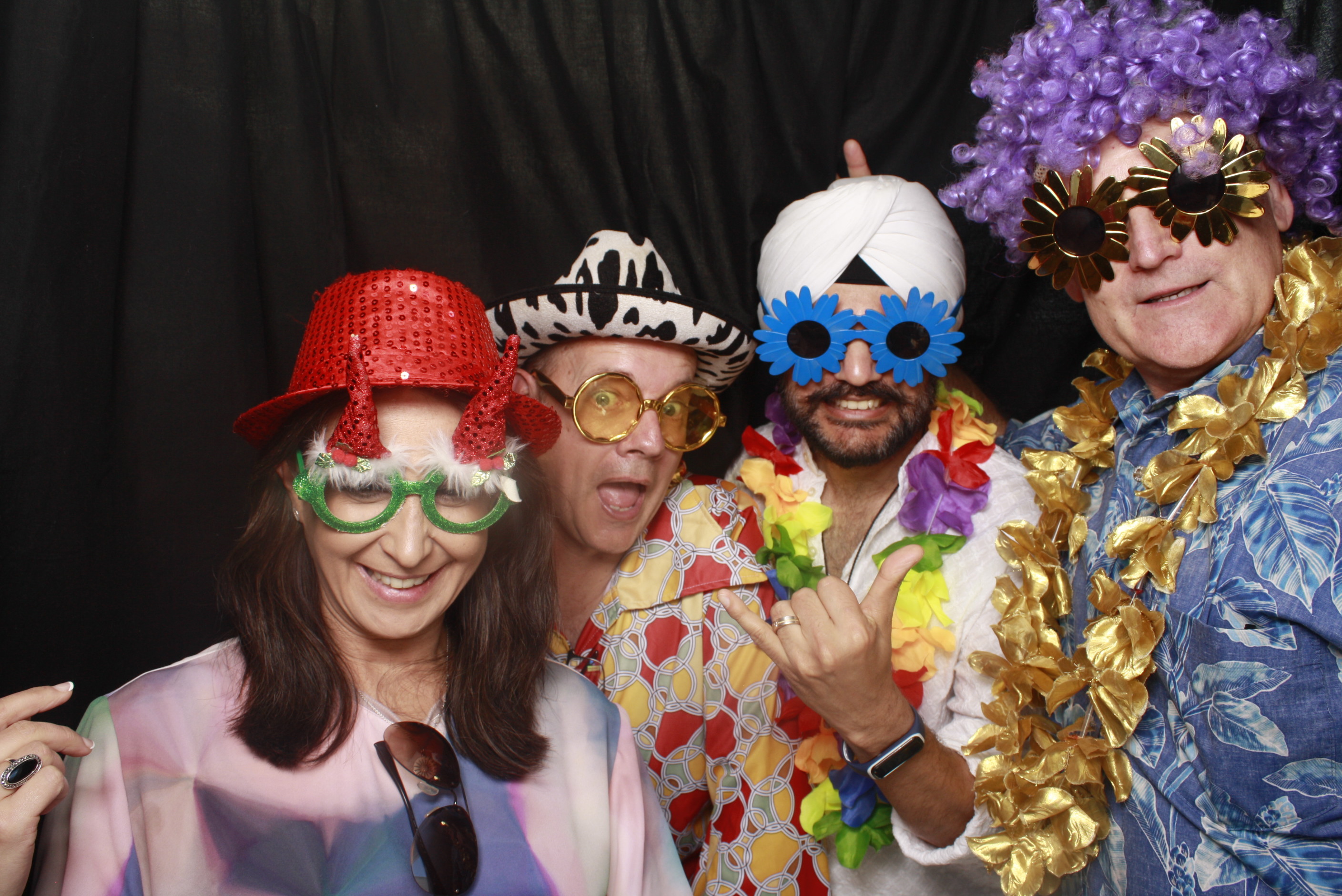 A Chorus Christmas 2024 | View more photos from the event at wgtngallery.classicphotobooths.co.nz/u/wgtncpbgallery/A-Chorus-Christmas-2024