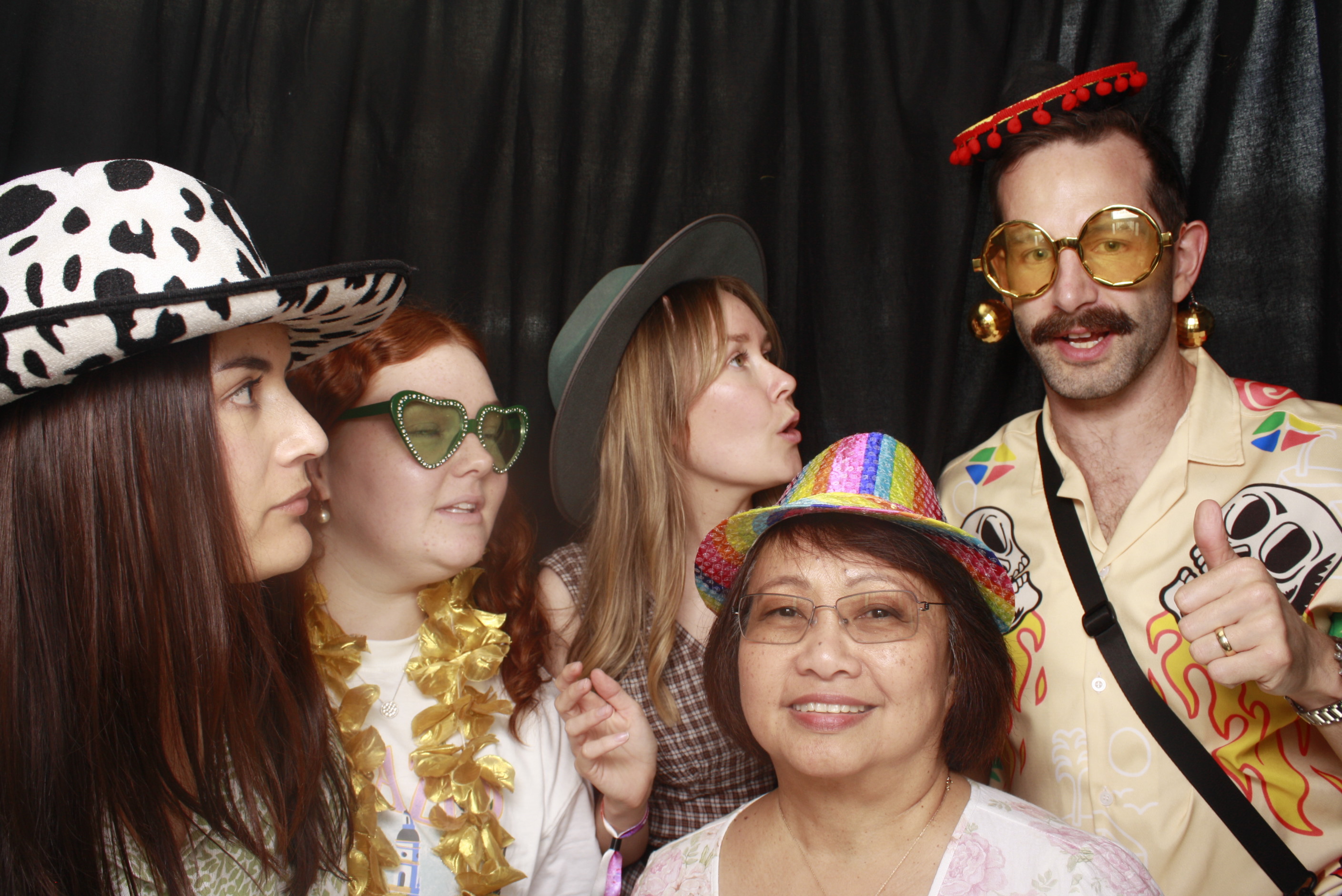 A Chorus Christmas 2024 | View more photos from the event at wgtngallery.classicphotobooths.co.nz/u/wgtncpbgallery/A-Chorus-Christmas-2024