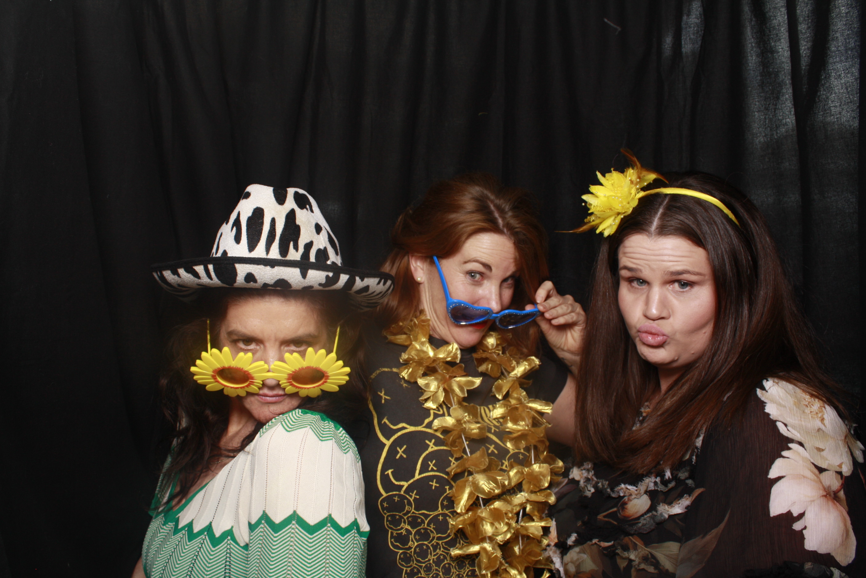 A Chorus Christmas 2024 | View more photos from the event at wgtngallery.classicphotobooths.co.nz/u/wgtncpbgallery/A-Chorus-Christmas-2024