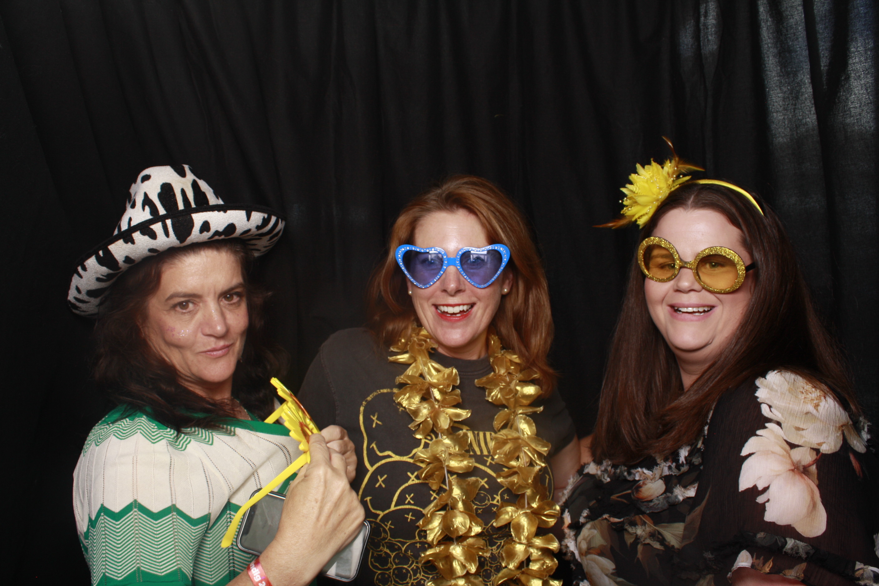 A Chorus Christmas 2024 | View more photos from the event at wgtngallery.classicphotobooths.co.nz/u/wgtncpbgallery/A-Chorus-Christmas-2024