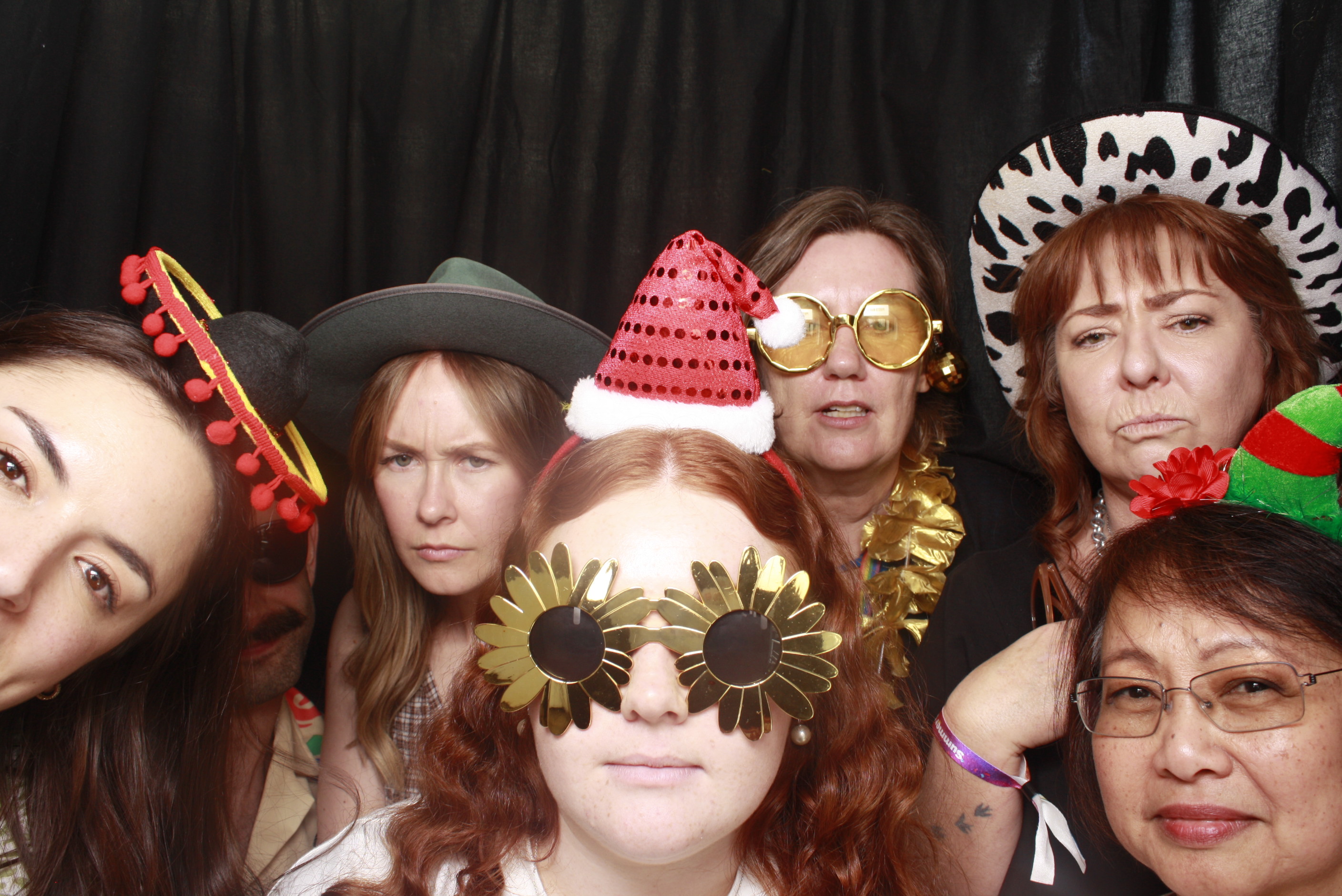 A Chorus Christmas 2024 | View more photos from the event at wgtngallery.classicphotobooths.co.nz/u/wgtncpbgallery/A-Chorus-Christmas-2024