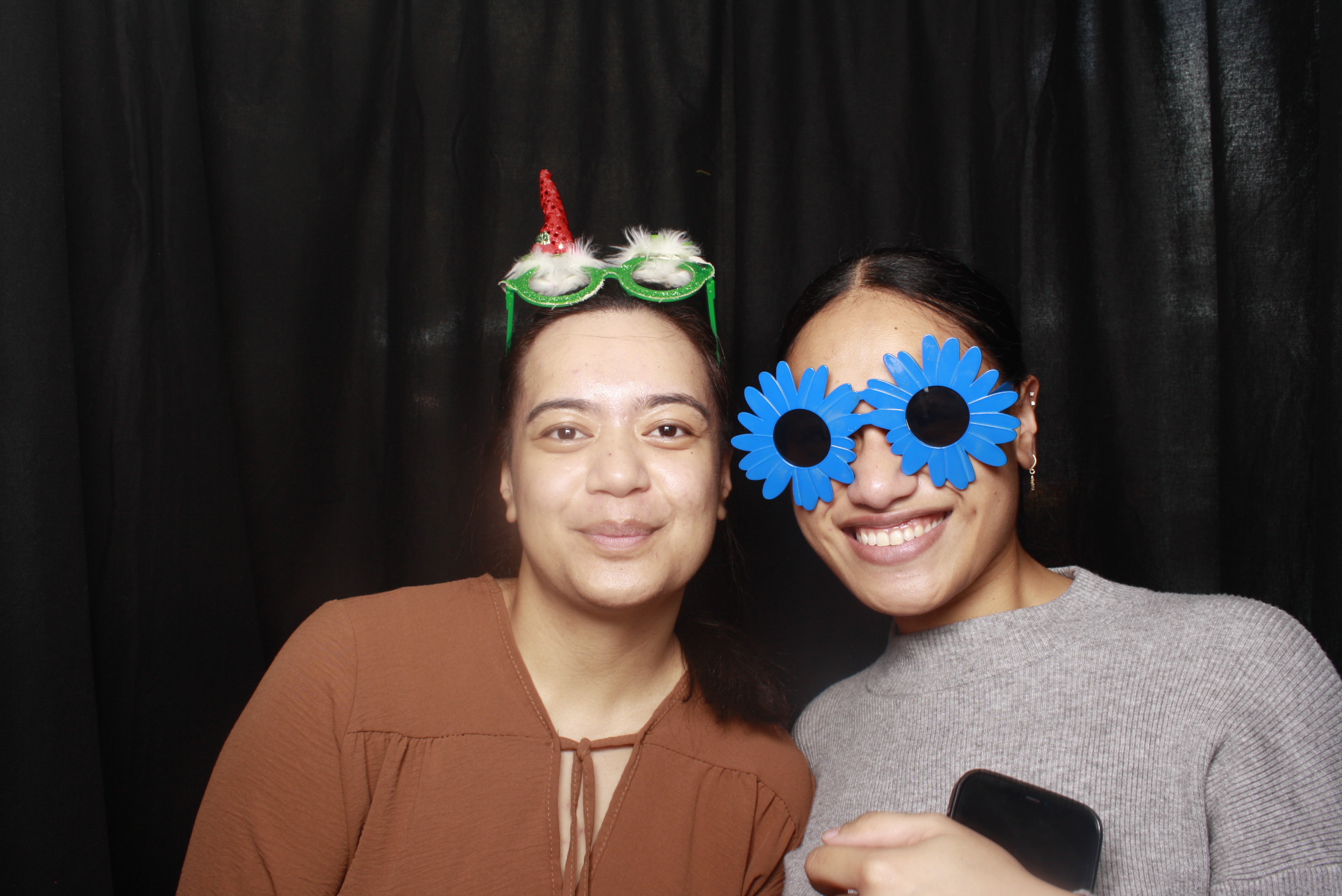 A Chorus Christmas 2024 | View more photos from the event at wgtngallery.classicphotobooths.co.nz/u/wgtncpbgallery/A-Chorus-Christmas-2024