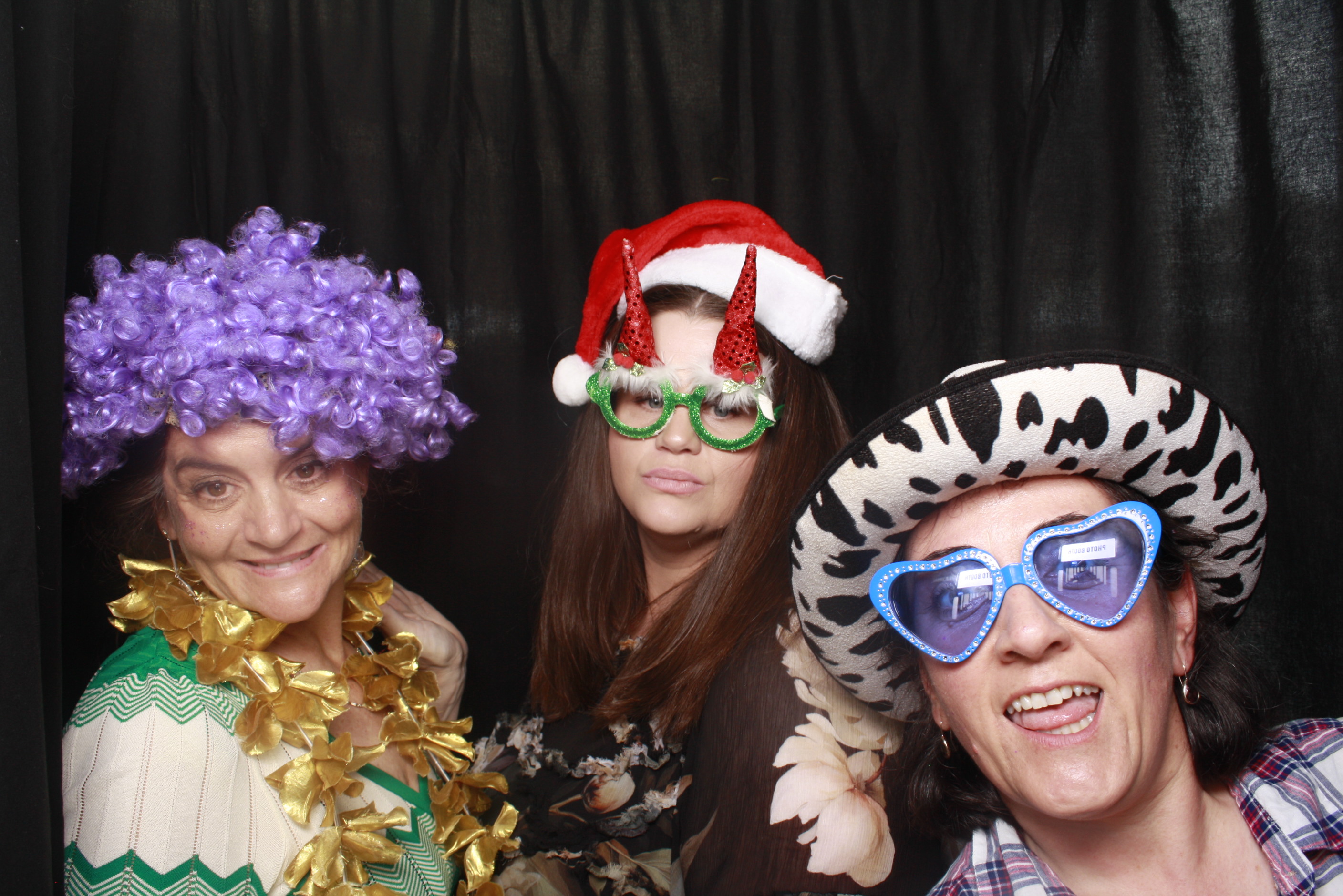 A Chorus Christmas 2024 | View more photos from the event at wgtngallery.classicphotobooths.co.nz/u/wgtncpbgallery/A-Chorus-Christmas-2024