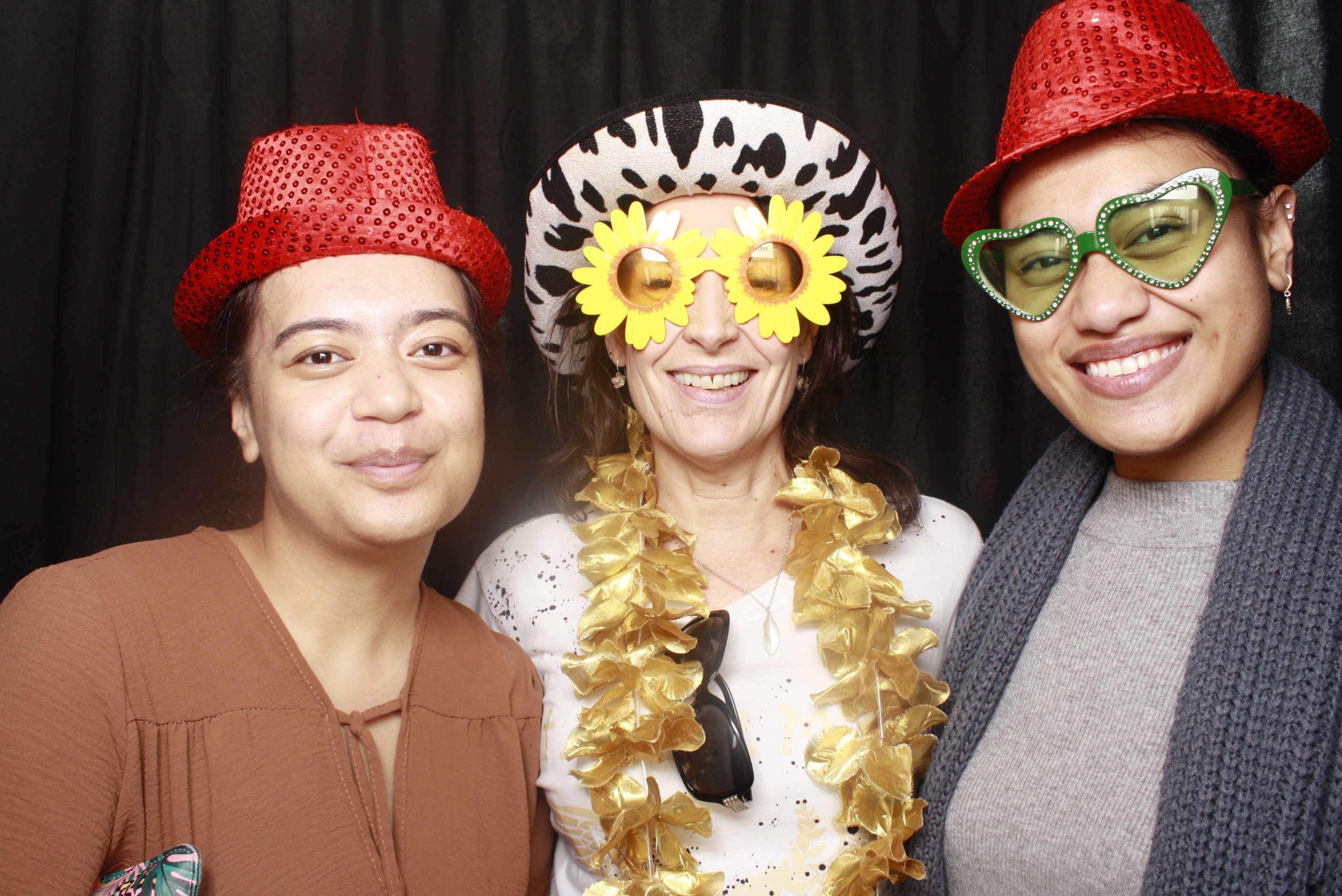 A Chorus Christmas 2024 | View more photos from the event at wgtngallery.classicphotobooths.co.nz/u/wgtncpbgallery/A-Chorus-Christmas-2024