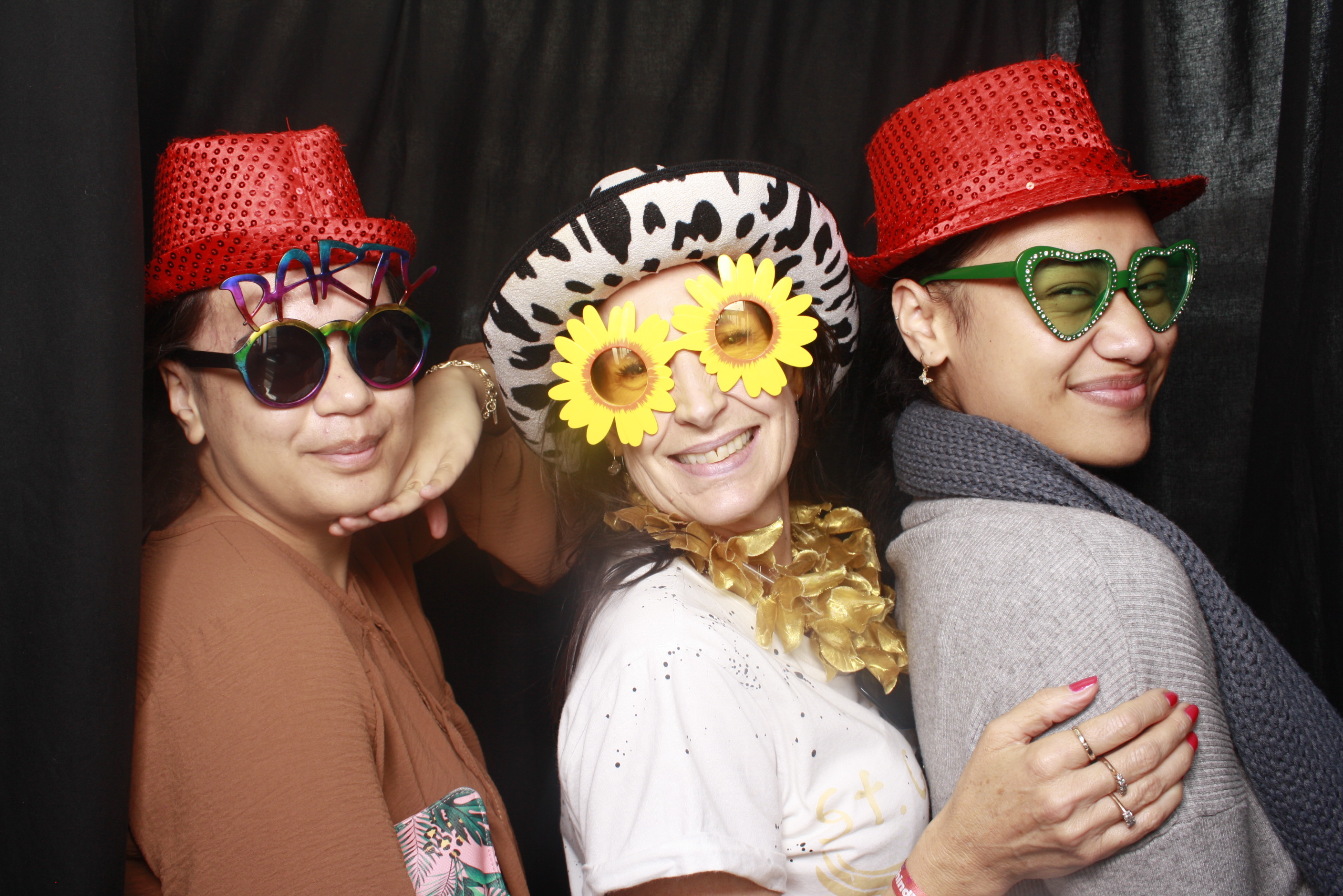 A Chorus Christmas 2024 | View more photos from the event at wgtngallery.classicphotobooths.co.nz/u/wgtncpbgallery/A-Chorus-Christmas-2024