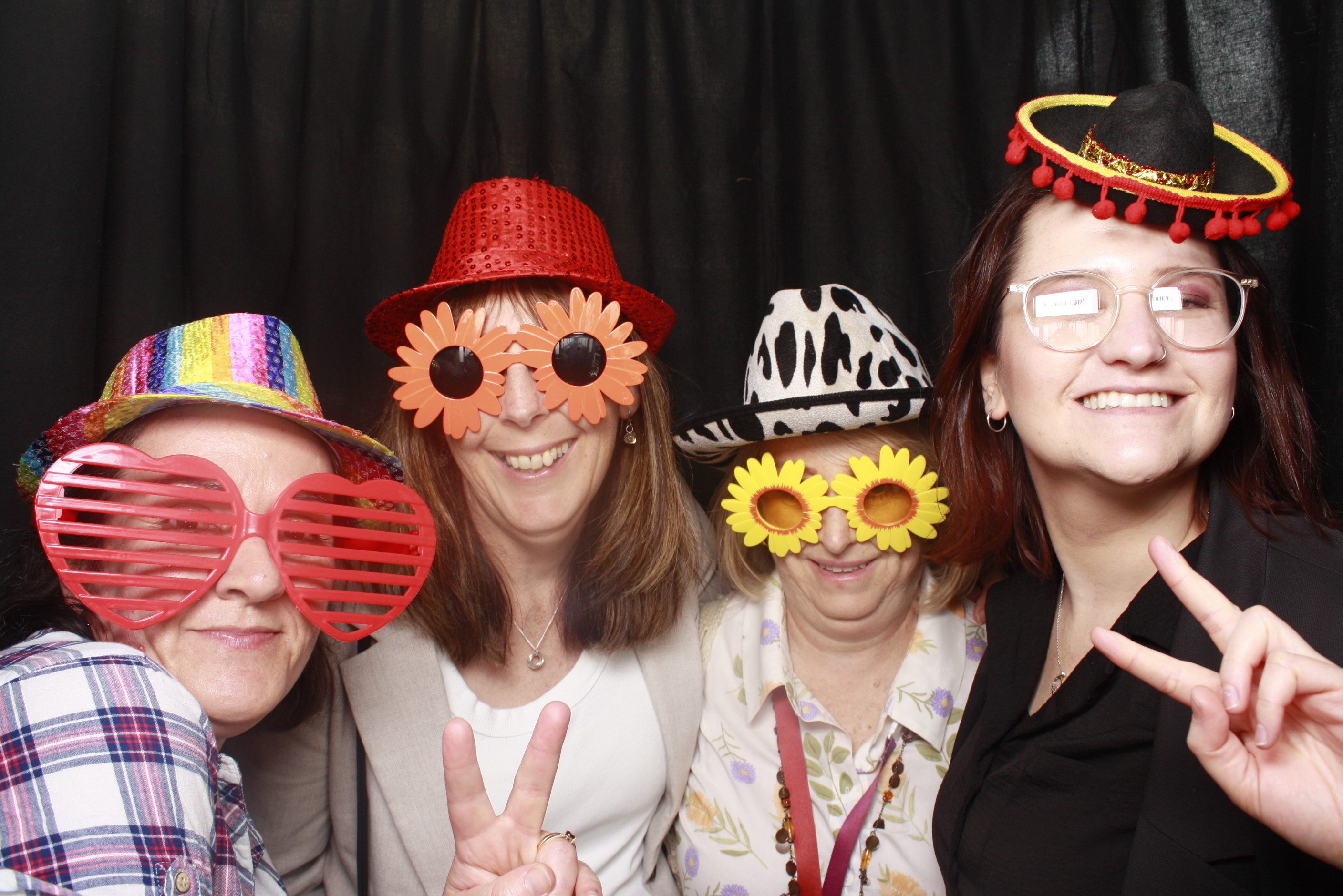 A Chorus Christmas 2024 | View more photos from the event at wgtngallery.classicphotobooths.co.nz/u/wgtncpbgallery/A-Chorus-Christmas-2024