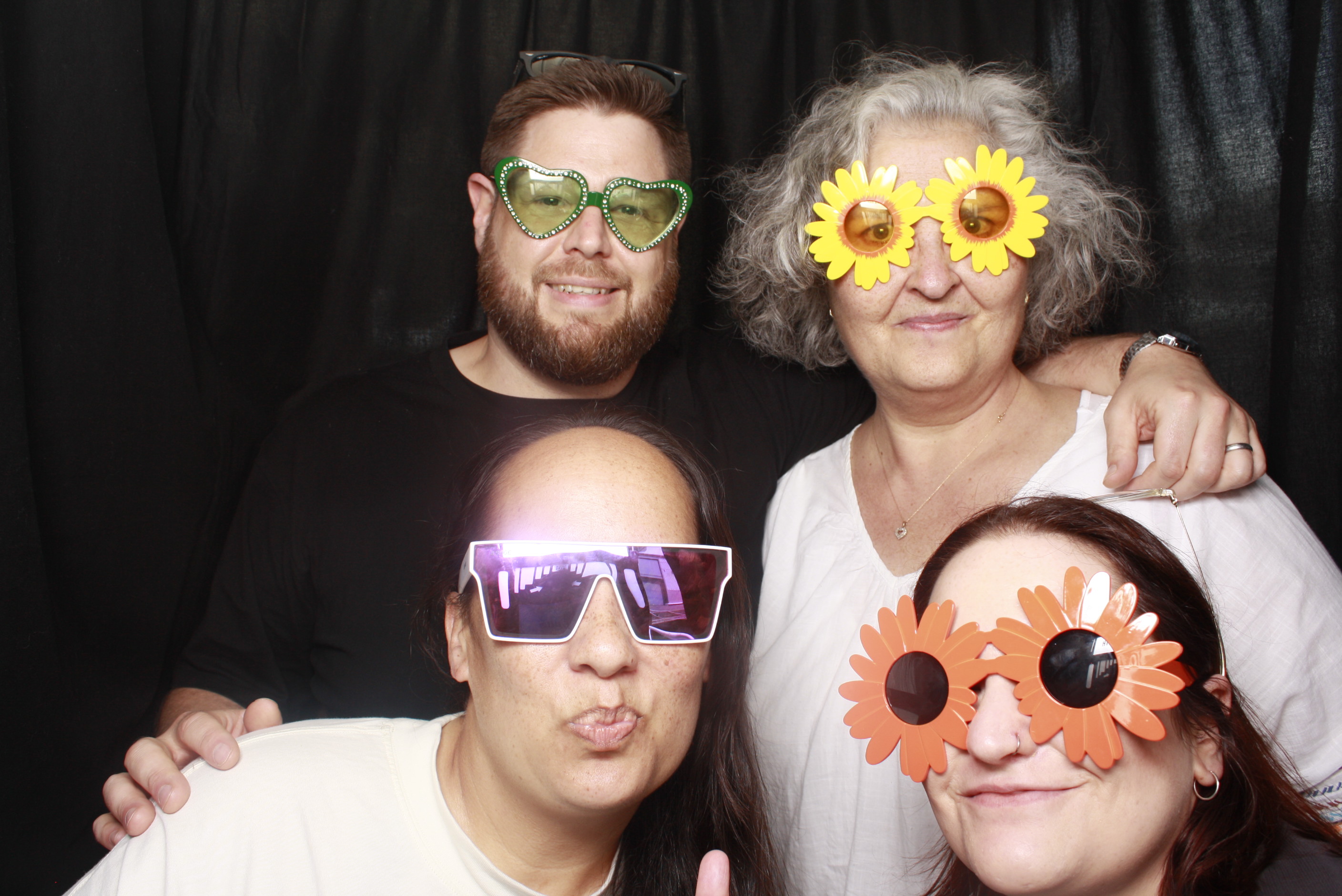 A Chorus Christmas 2024 | View more photos from the event at wgtngallery.classicphotobooths.co.nz/u/wgtncpbgallery/A-Chorus-Christmas-2024