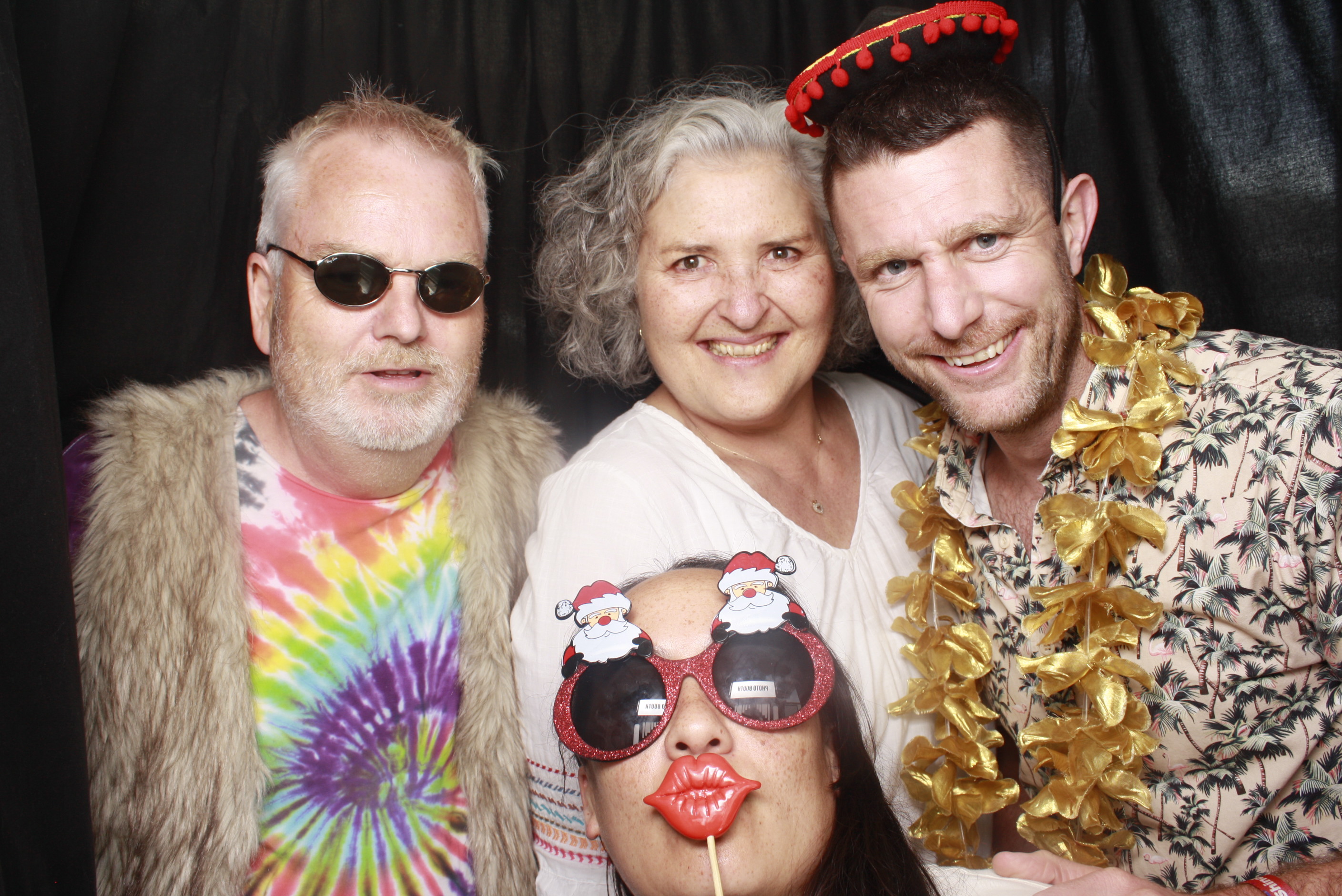 A Chorus Christmas 2024 | View more photos from the event at wgtngallery.classicphotobooths.co.nz/u/wgtncpbgallery/A-Chorus-Christmas-2024