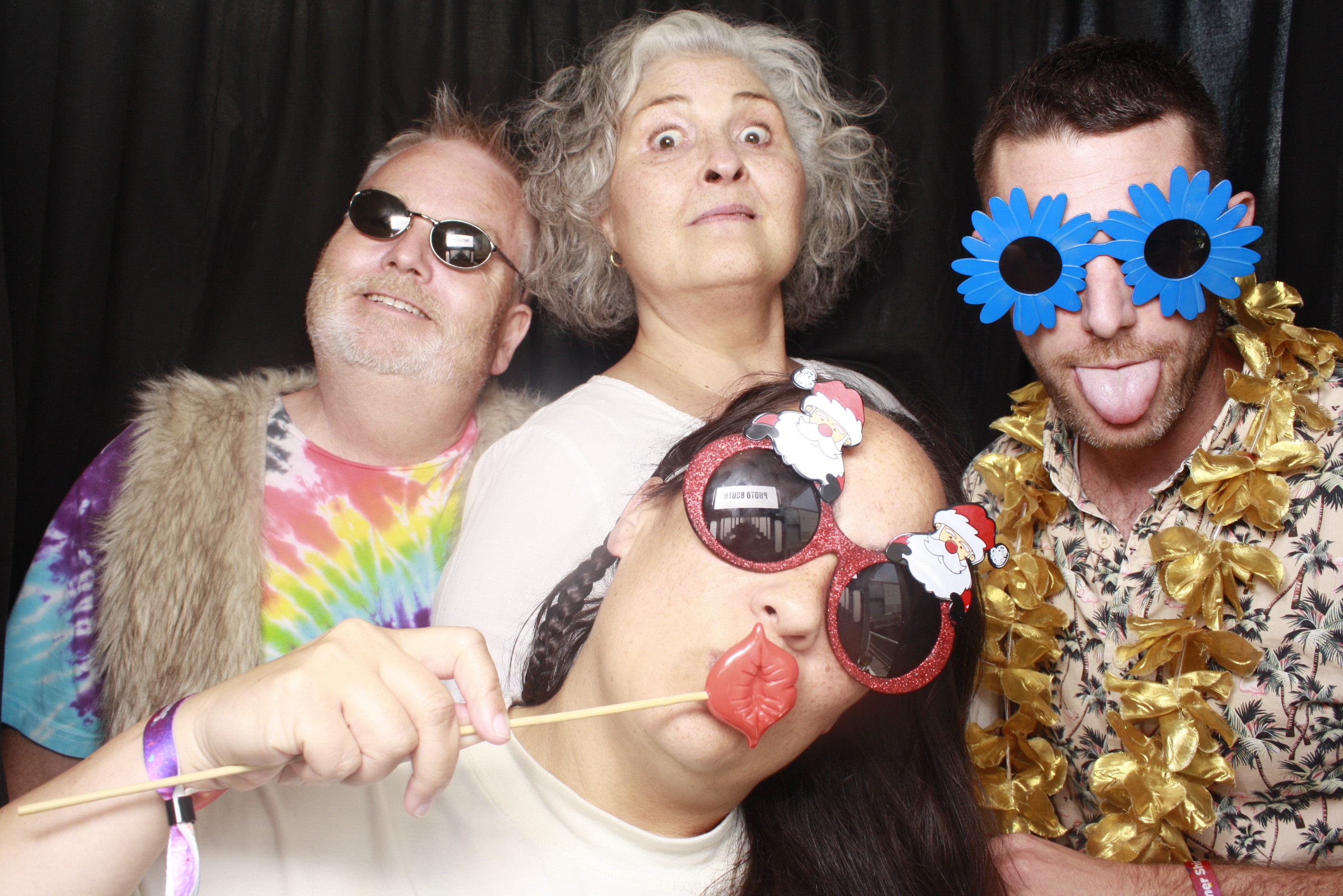 A Chorus Christmas 2024 | View more photos from the event at wgtngallery.classicphotobooths.co.nz/u/wgtncpbgallery/A-Chorus-Christmas-2024