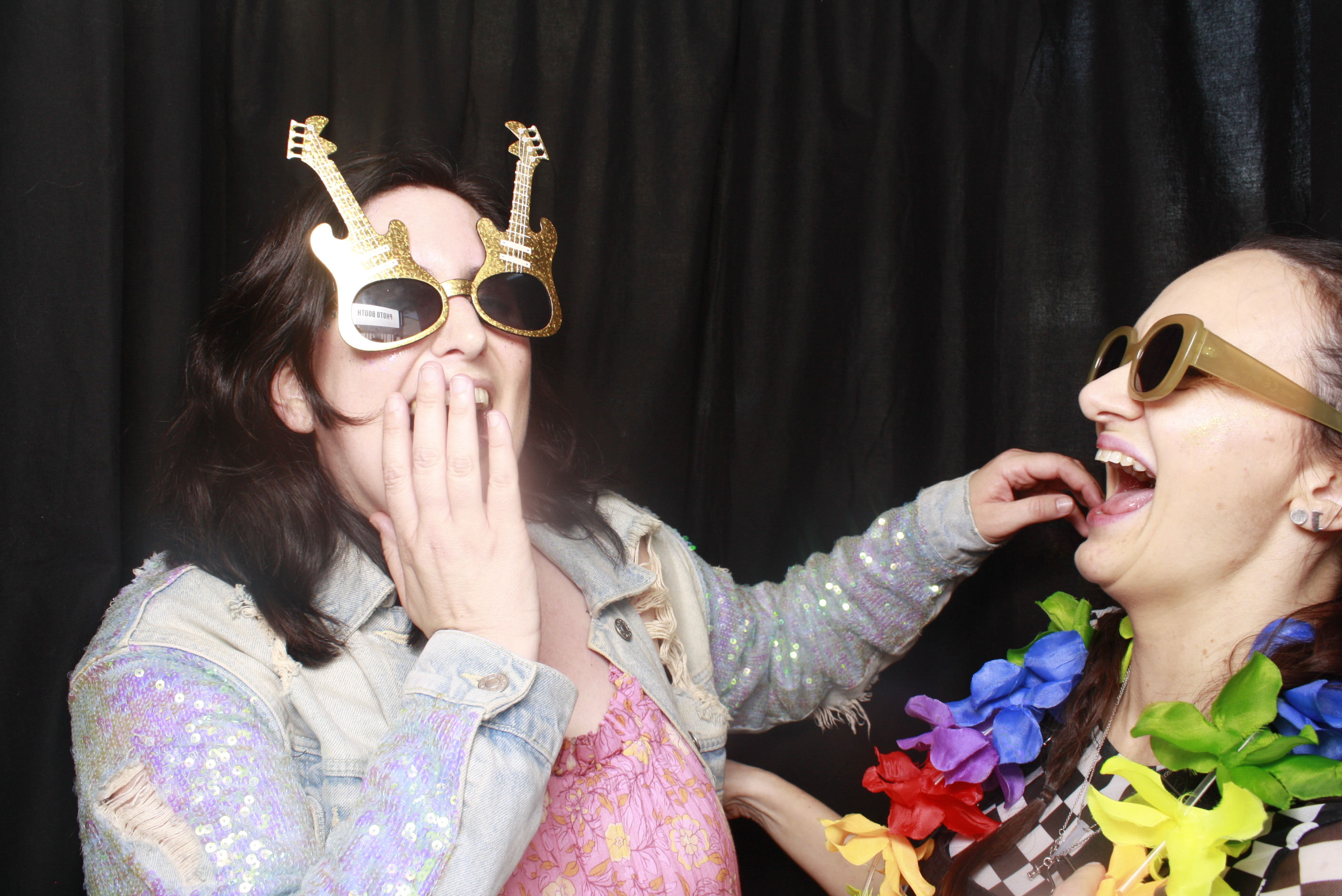 A Chorus Christmas 2024 | View more photos from the event at wgtngallery.classicphotobooths.co.nz/u/wgtncpbgallery/A-Chorus-Christmas-2024