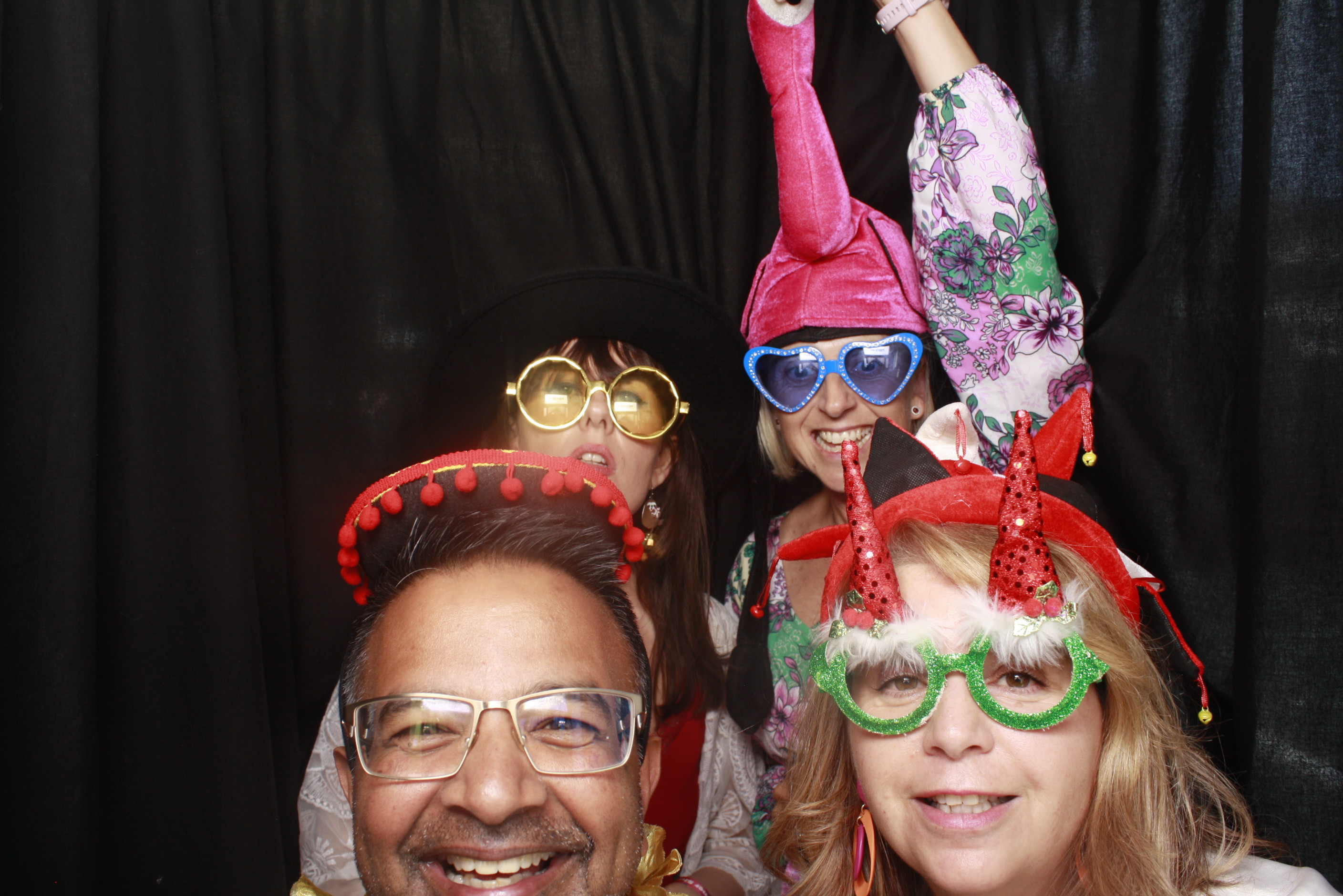 A Chorus Christmas 2024 | View more photos from the event at wgtngallery.classicphotobooths.co.nz/u/wgtncpbgallery/A-Chorus-Christmas-2024