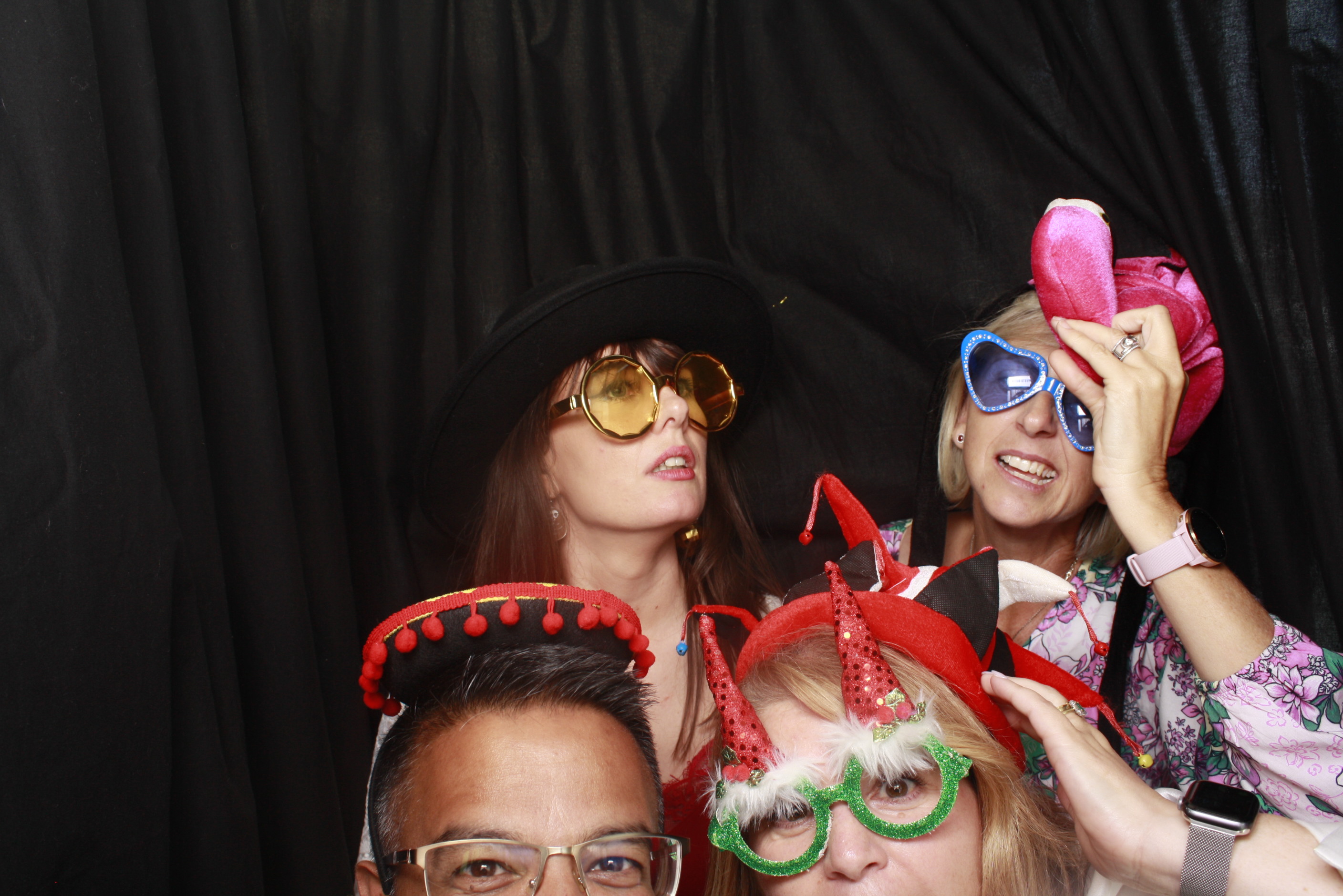 A Chorus Christmas 2024 | View more photos from the event at wgtngallery.classicphotobooths.co.nz/u/wgtncpbgallery/A-Chorus-Christmas-2024