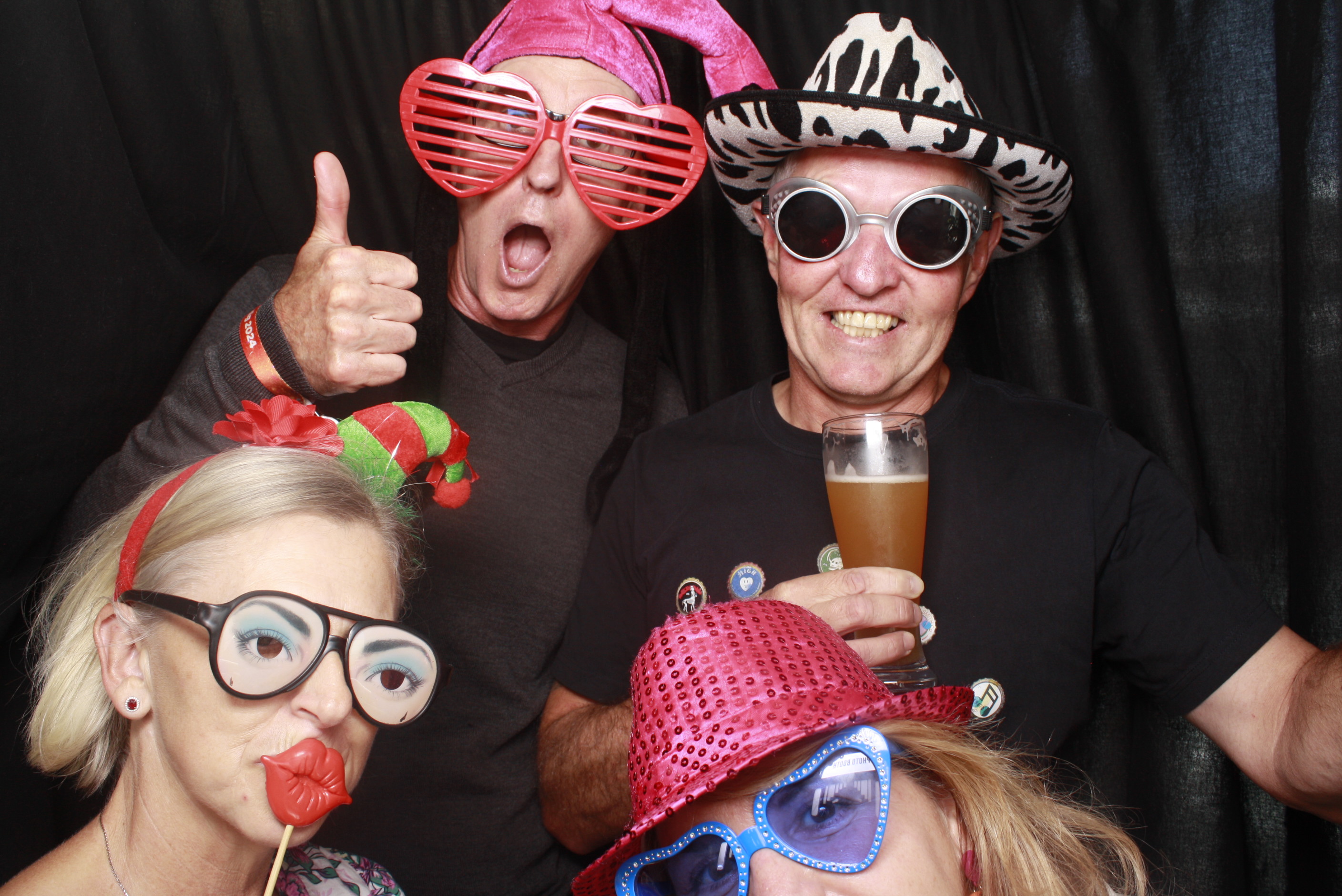 A Chorus Christmas 2024 | View more photos from the event at wgtngallery.classicphotobooths.co.nz/u/wgtncpbgallery/A-Chorus-Christmas-2024