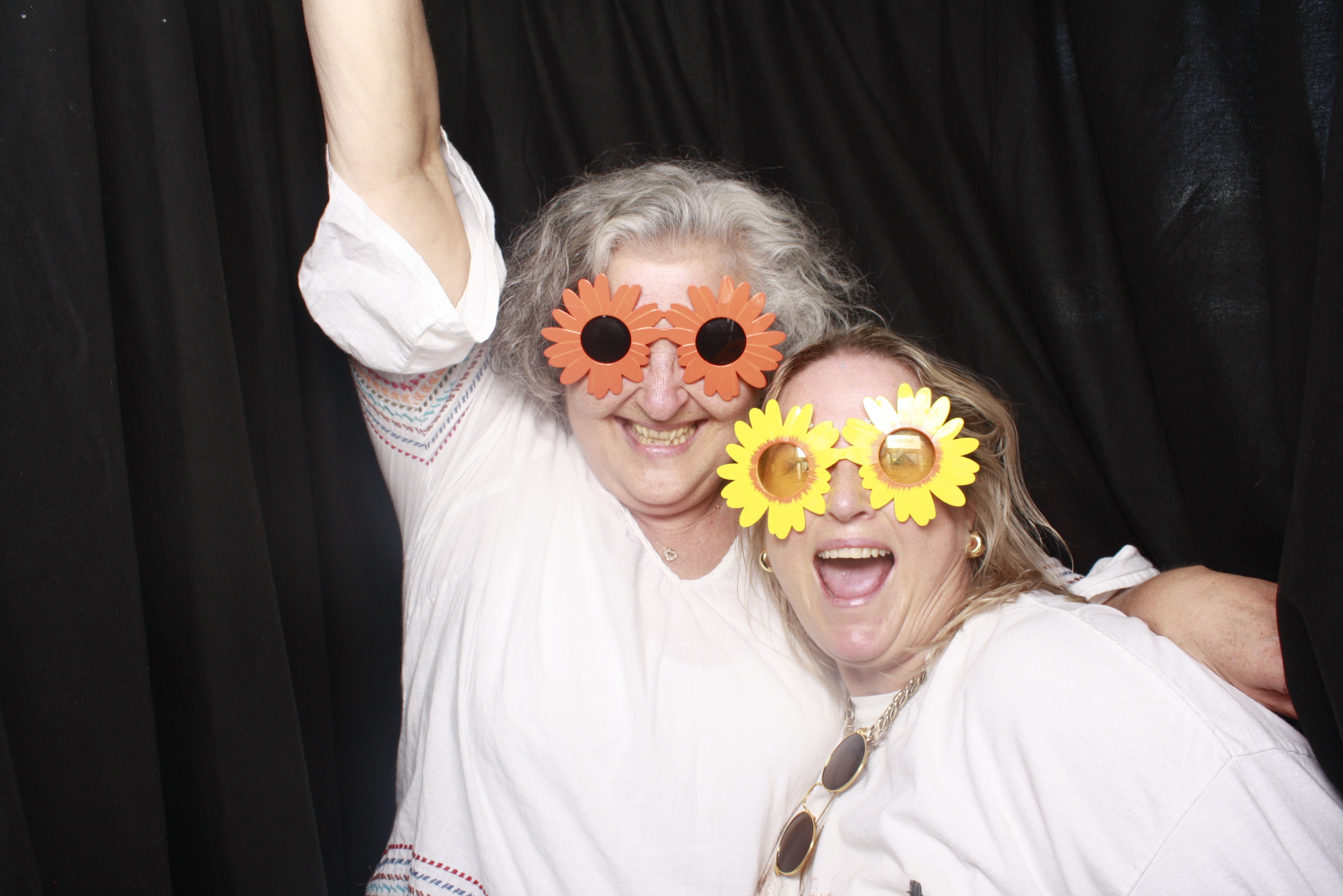 A Chorus Christmas 2024 | View more photos from the event at wgtngallery.classicphotobooths.co.nz/u/wgtncpbgallery/A-Chorus-Christmas-2024