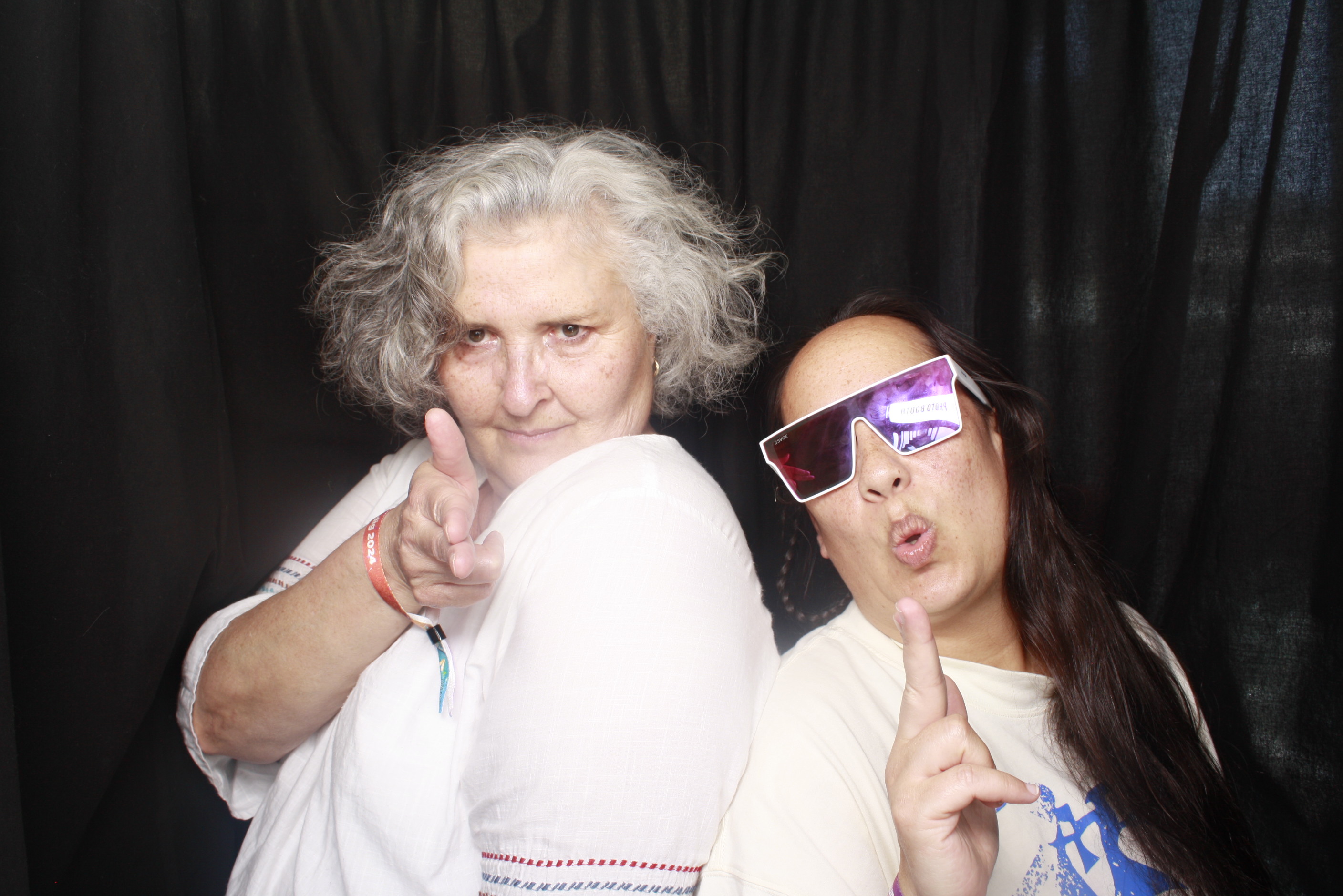 A Chorus Christmas 2024 | View more photos from the event at wgtngallery.classicphotobooths.co.nz/u/wgtncpbgallery/A-Chorus-Christmas-2024