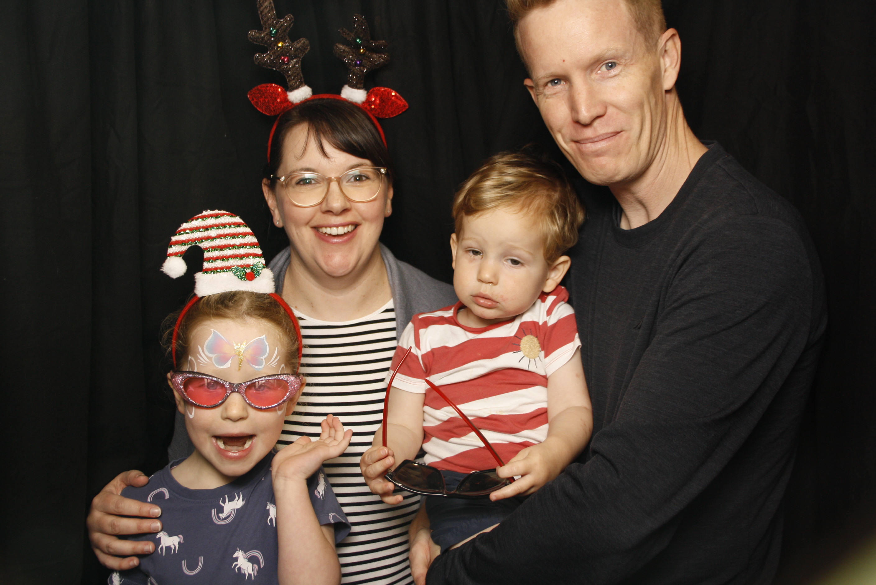 CentrePort Kids Christmas Party 2024 | View more photos from the event at wgtngallery.classicphotobooths.co.nz/u/wgtncpbgallery/CentrePort-Kids-Christmas-Party-2024