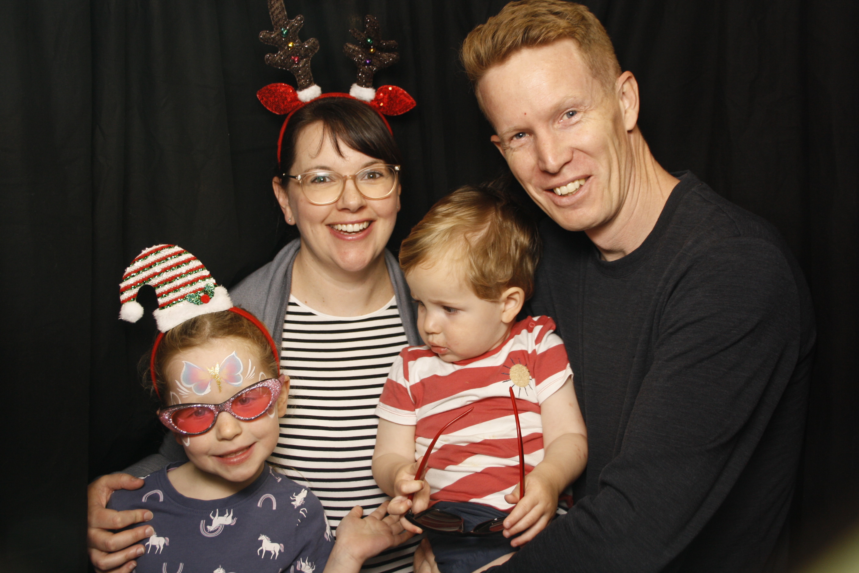 CentrePort Kids Christmas Party 2024 | View more photos from the event at wgtngallery.classicphotobooths.co.nz/u/wgtncpbgallery/CentrePort-Kids-Christmas-Party-2024