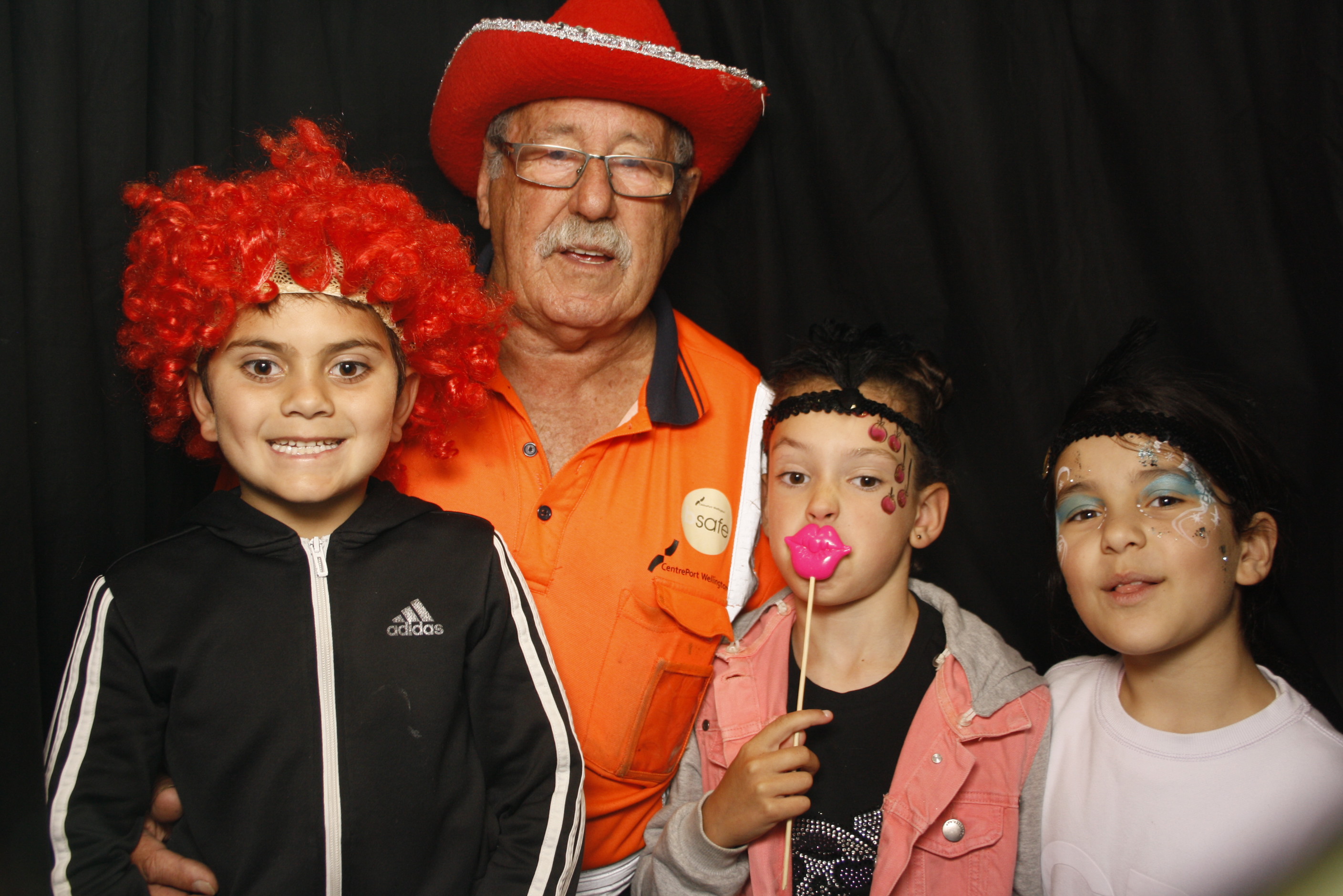 CentrePort Kids Christmas Party 2024 | View more photos from the event at wgtngallery.classicphotobooths.co.nz/u/wgtncpbgallery/CentrePort-Kids-Christmas-Party-2024