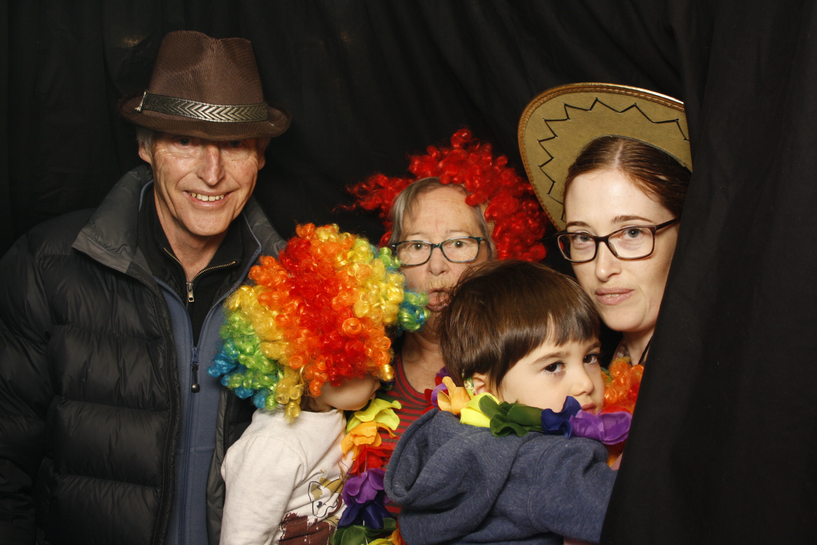 CentrePort Kids Christmas Party 2024 | View more photos from the event at wgtngallery.classicphotobooths.co.nz/u/wgtncpbgallery/CentrePort-Kids-Christmas-Party-2024