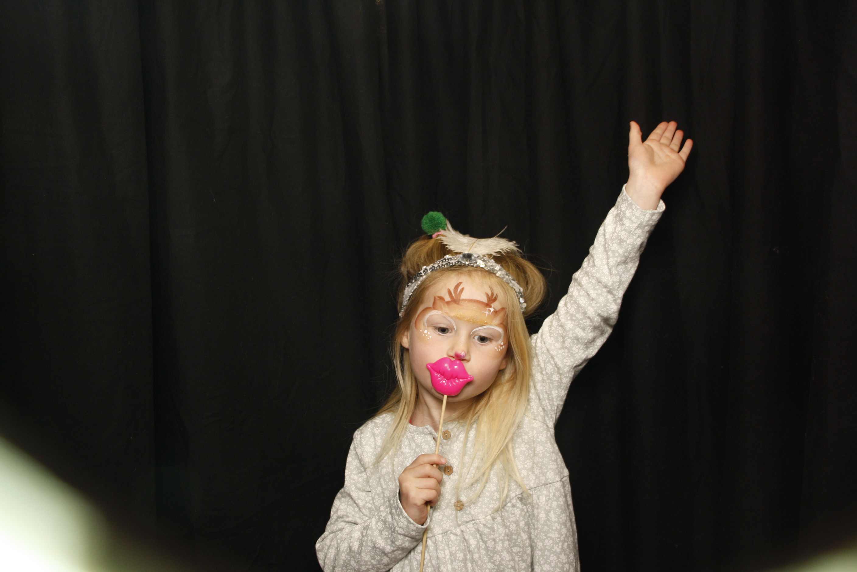 CentrePort Kids Christmas Party 2024 | View more photos from the event at wgtngallery.classicphotobooths.co.nz/u/wgtncpbgallery/CentrePort-Kids-Christmas-Party-2024