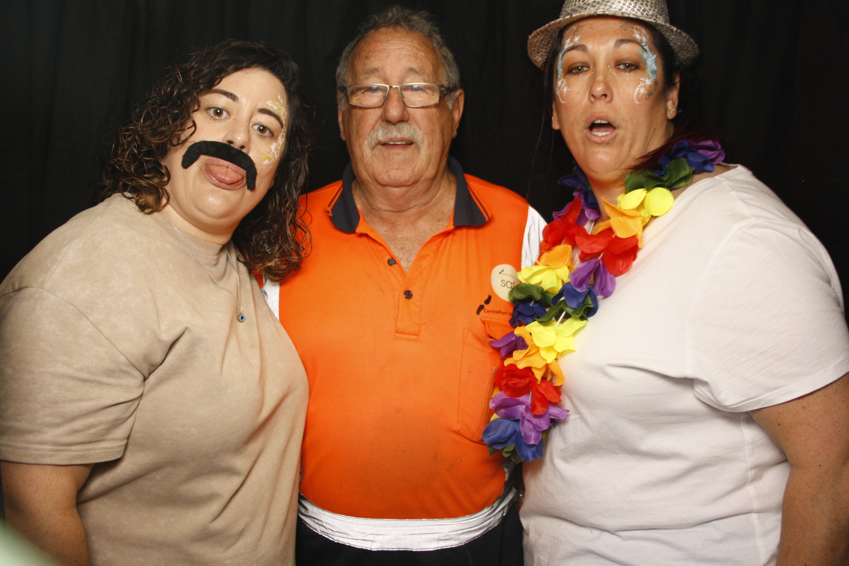 CentrePort Kids Christmas Party 2024 | View more photos from the event at wgtngallery.classicphotobooths.co.nz/u/wgtncpbgallery/CentrePort-Kids-Christmas-Party-2024