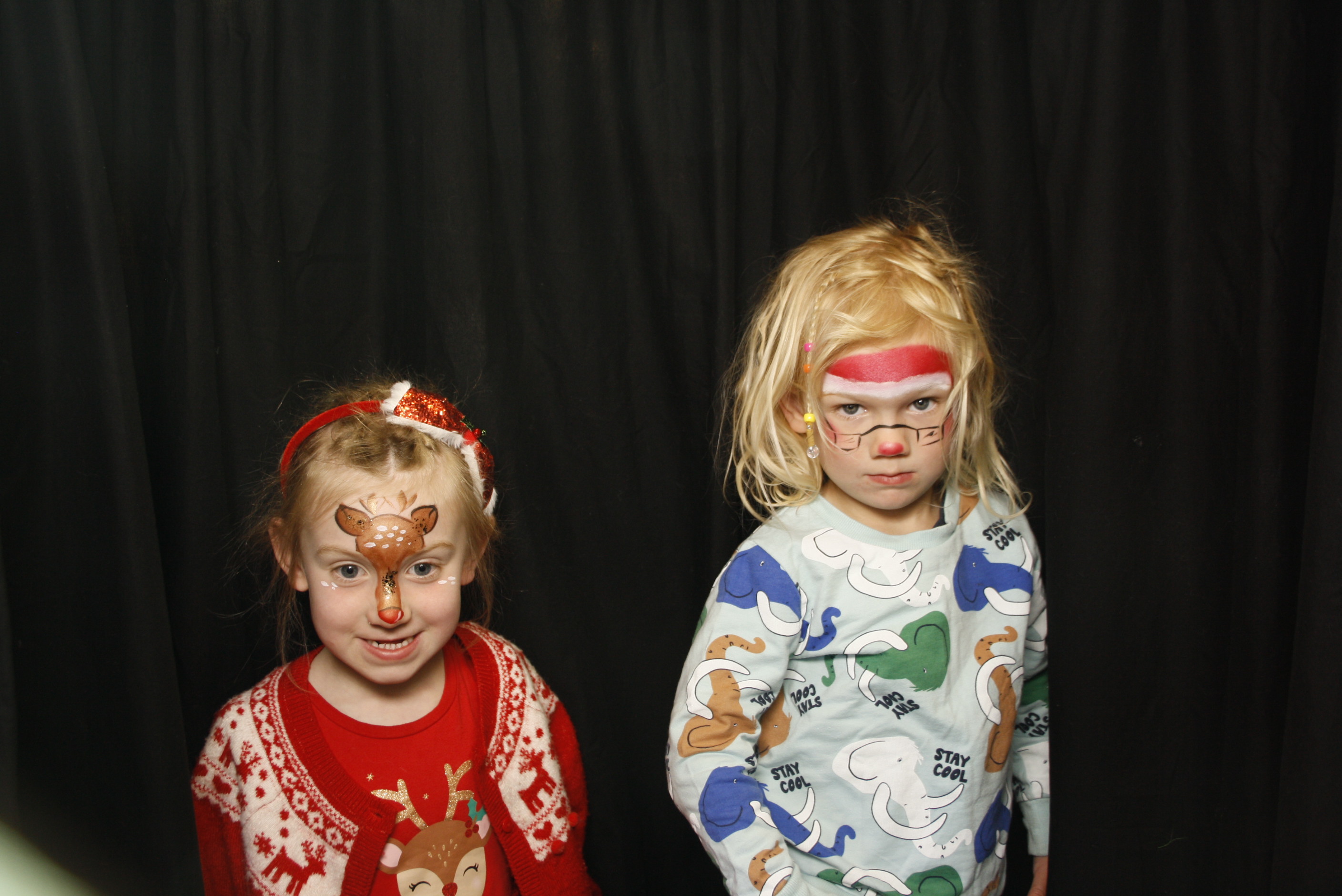 CentrePort Kids Christmas Party 2024 | View more photos from the event at wgtngallery.classicphotobooths.co.nz/u/wgtncpbgallery/CentrePort-Kids-Christmas-Party-2024