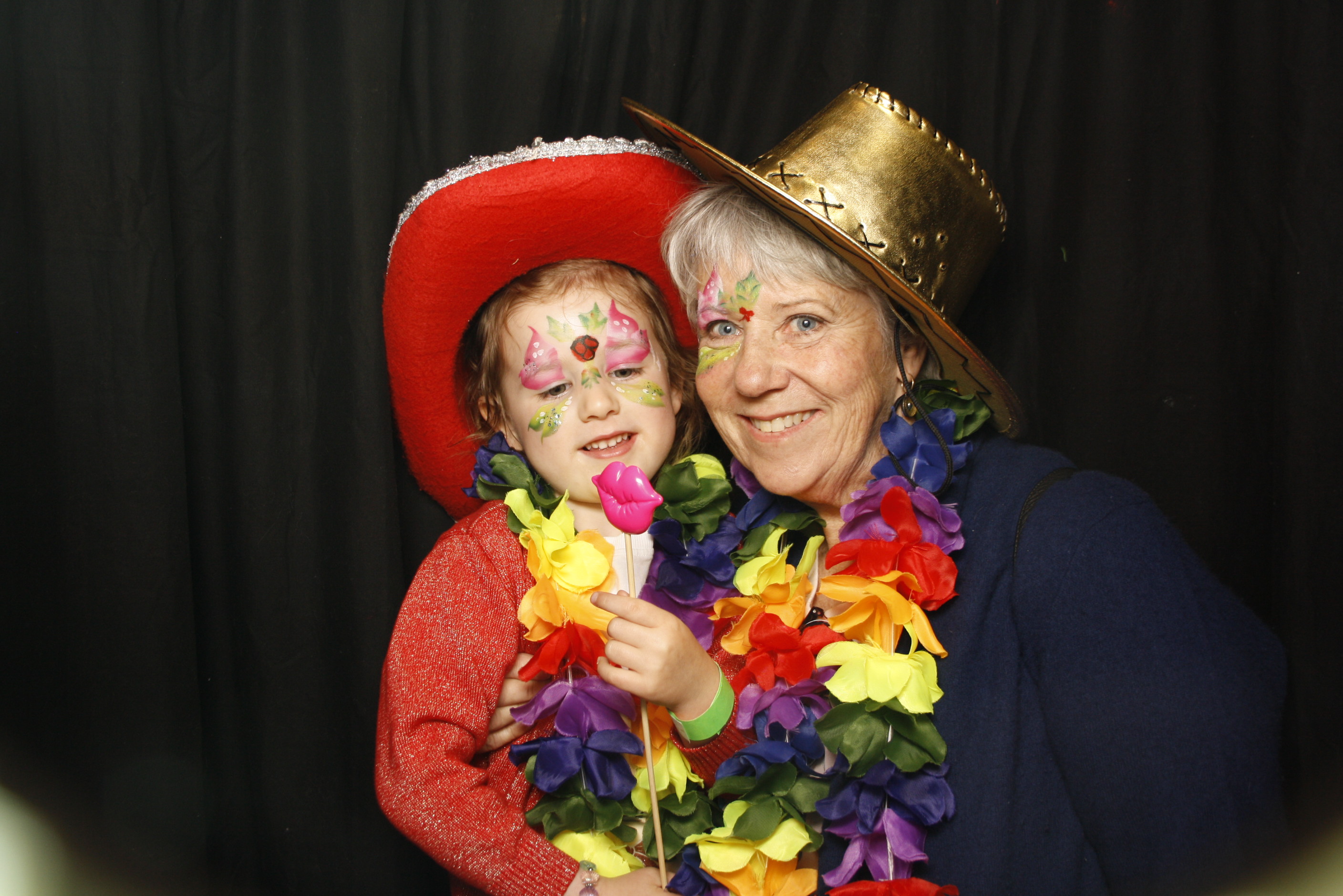 CentrePort Kids Christmas Party 2024 | View more photos from the event at wgtngallery.classicphotobooths.co.nz/u/wgtncpbgallery/CentrePort-Kids-Christmas-Party-2024