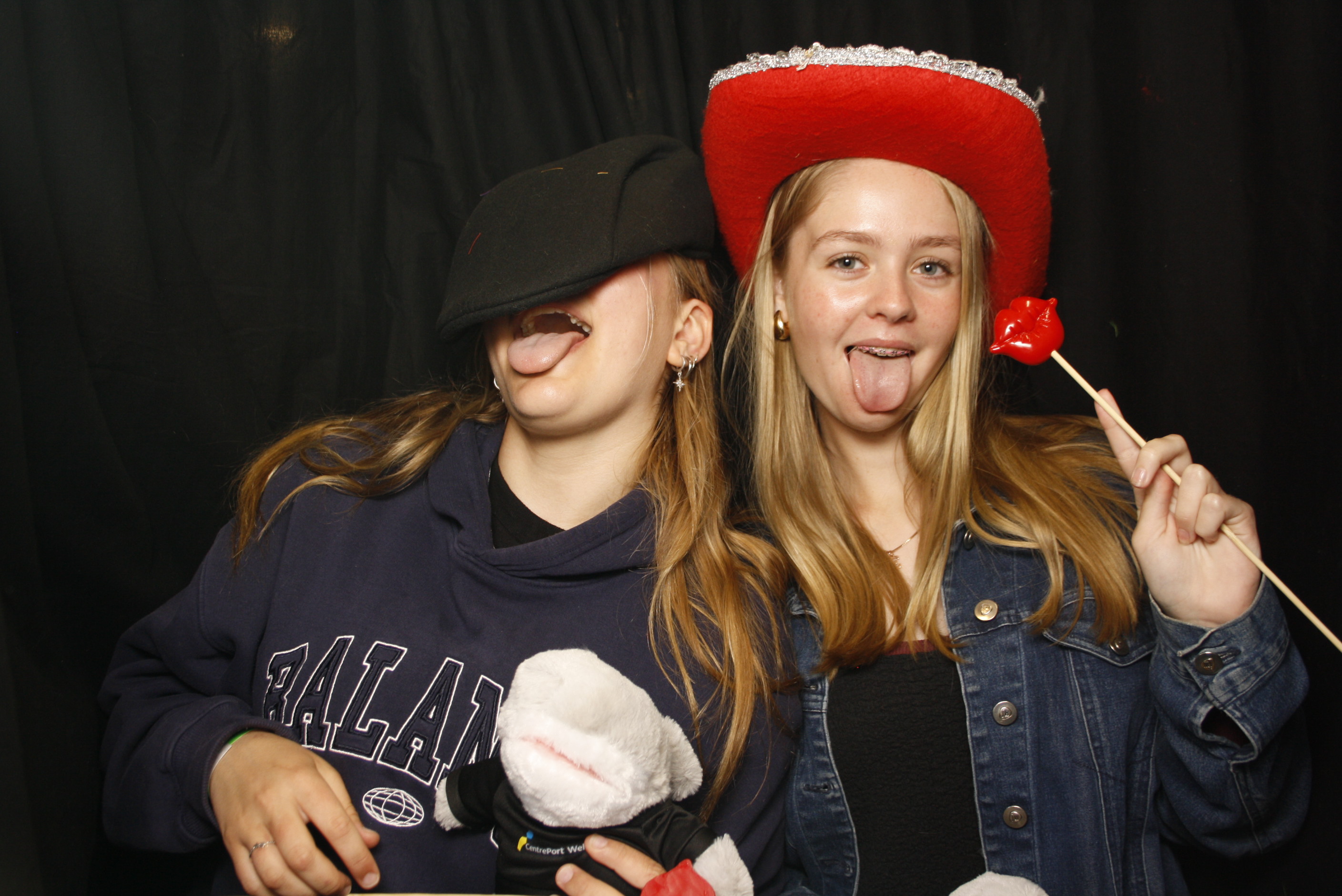 CentrePort Kids Christmas Party 2024 | View more photos from the event at wgtngallery.classicphotobooths.co.nz/u/wgtncpbgallery/CentrePort-Kids-Christmas-Party-2024