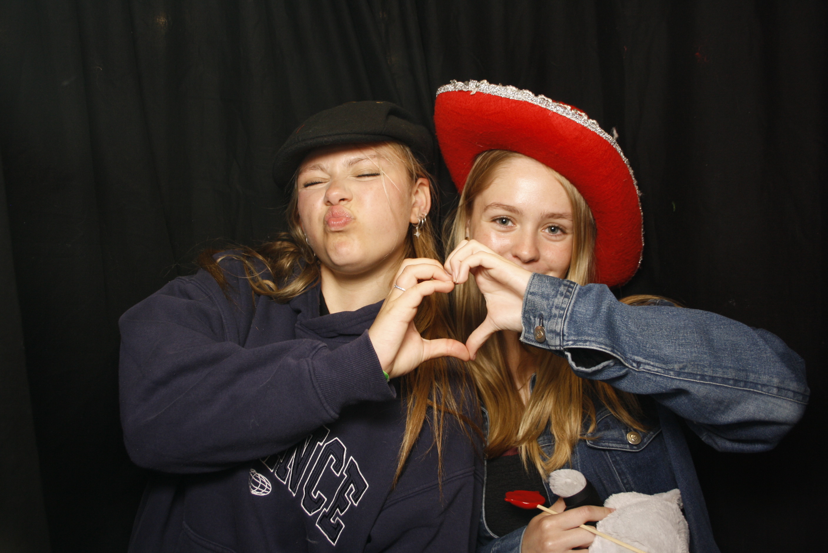 CentrePort Kids Christmas Party 2024 | View more photos from the event at wgtngallery.classicphotobooths.co.nz/u/wgtncpbgallery/CentrePort-Kids-Christmas-Party-2024