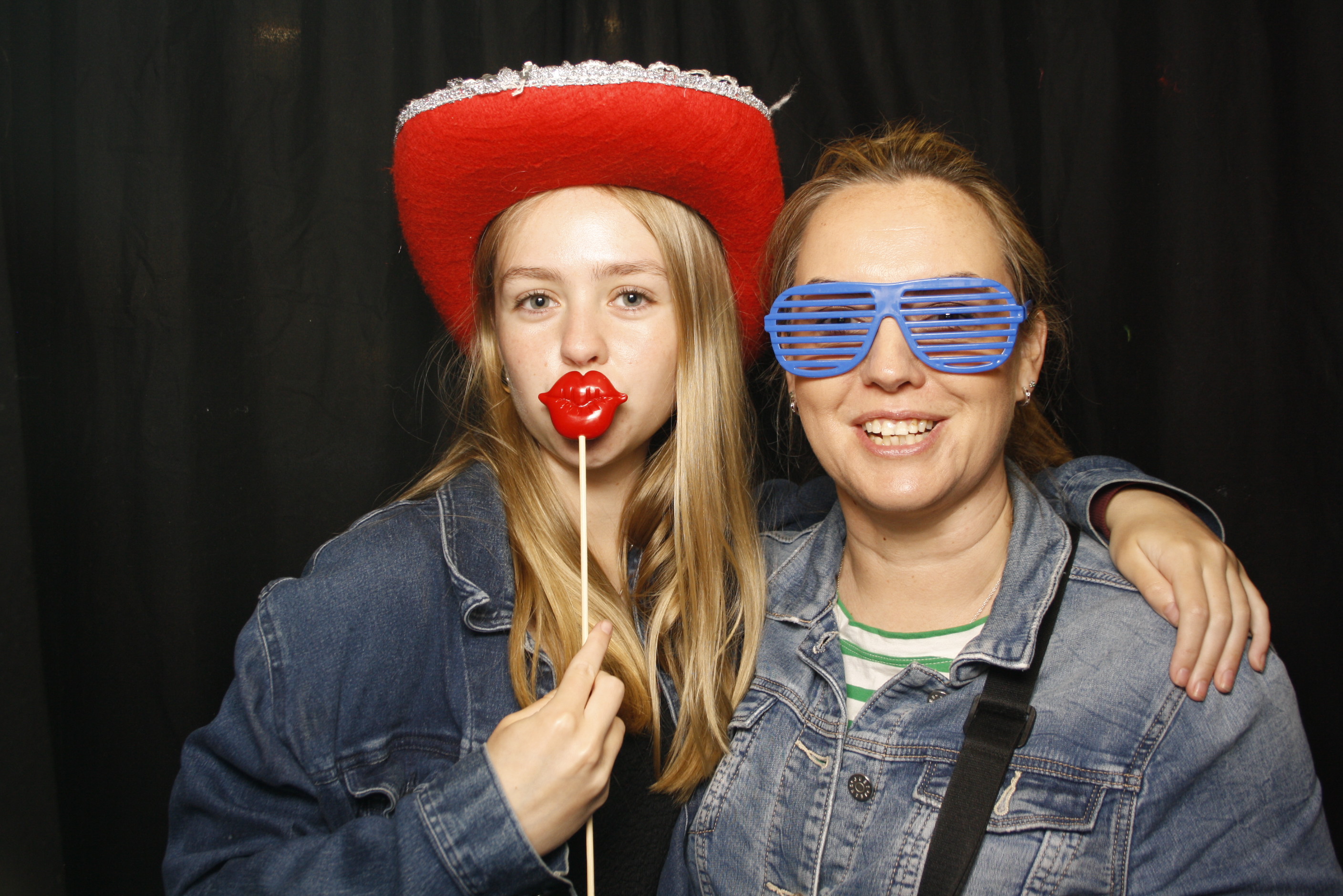 CentrePort Kids Christmas Party 2024 | View more photos from the event at wgtngallery.classicphotobooths.co.nz/u/wgtncpbgallery/CentrePort-Kids-Christmas-Party-2024