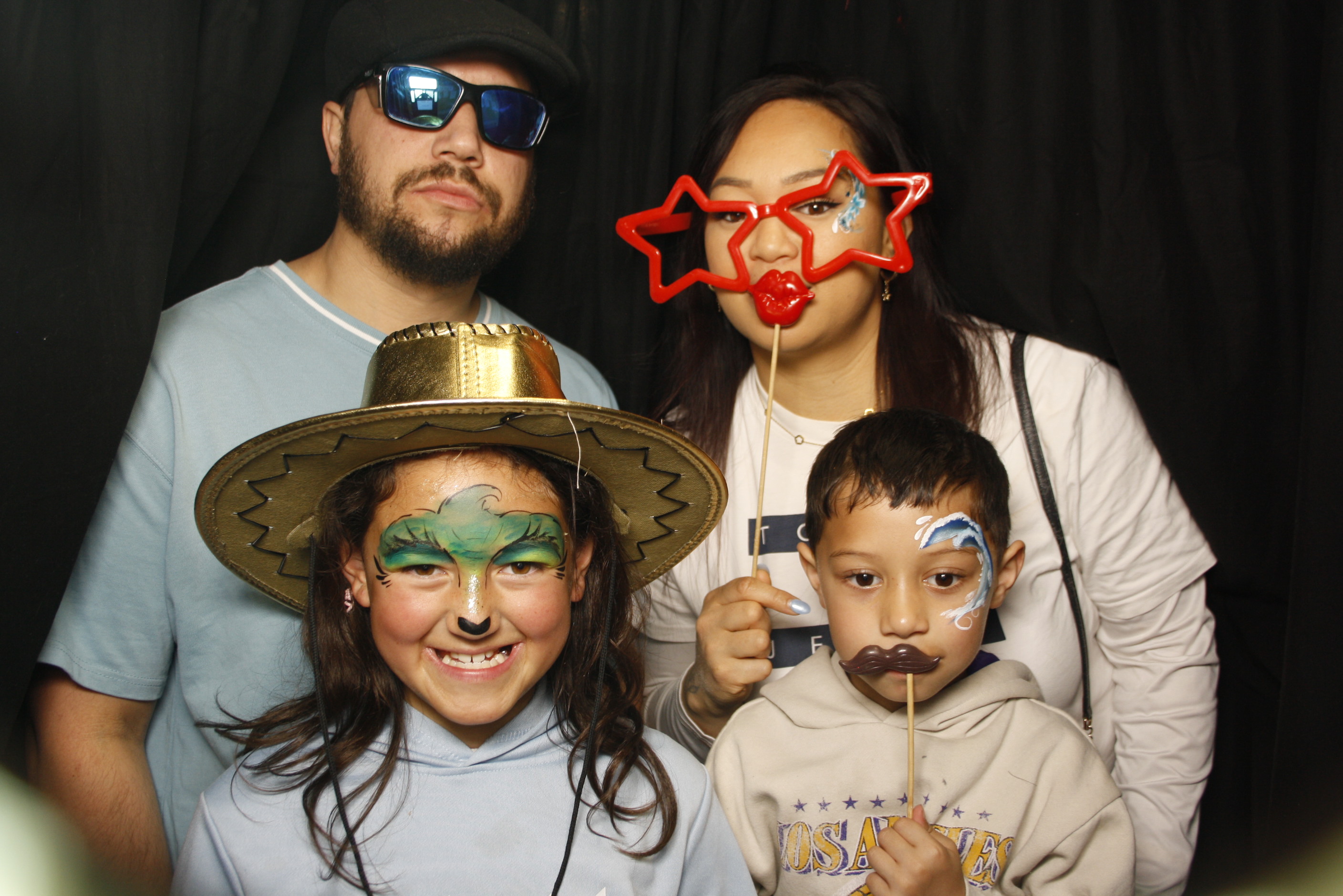 CentrePort Kids Christmas Party 2024 | View more photos from the event at wgtngallery.classicphotobooths.co.nz/u/wgtncpbgallery/CentrePort-Kids-Christmas-Party-2024