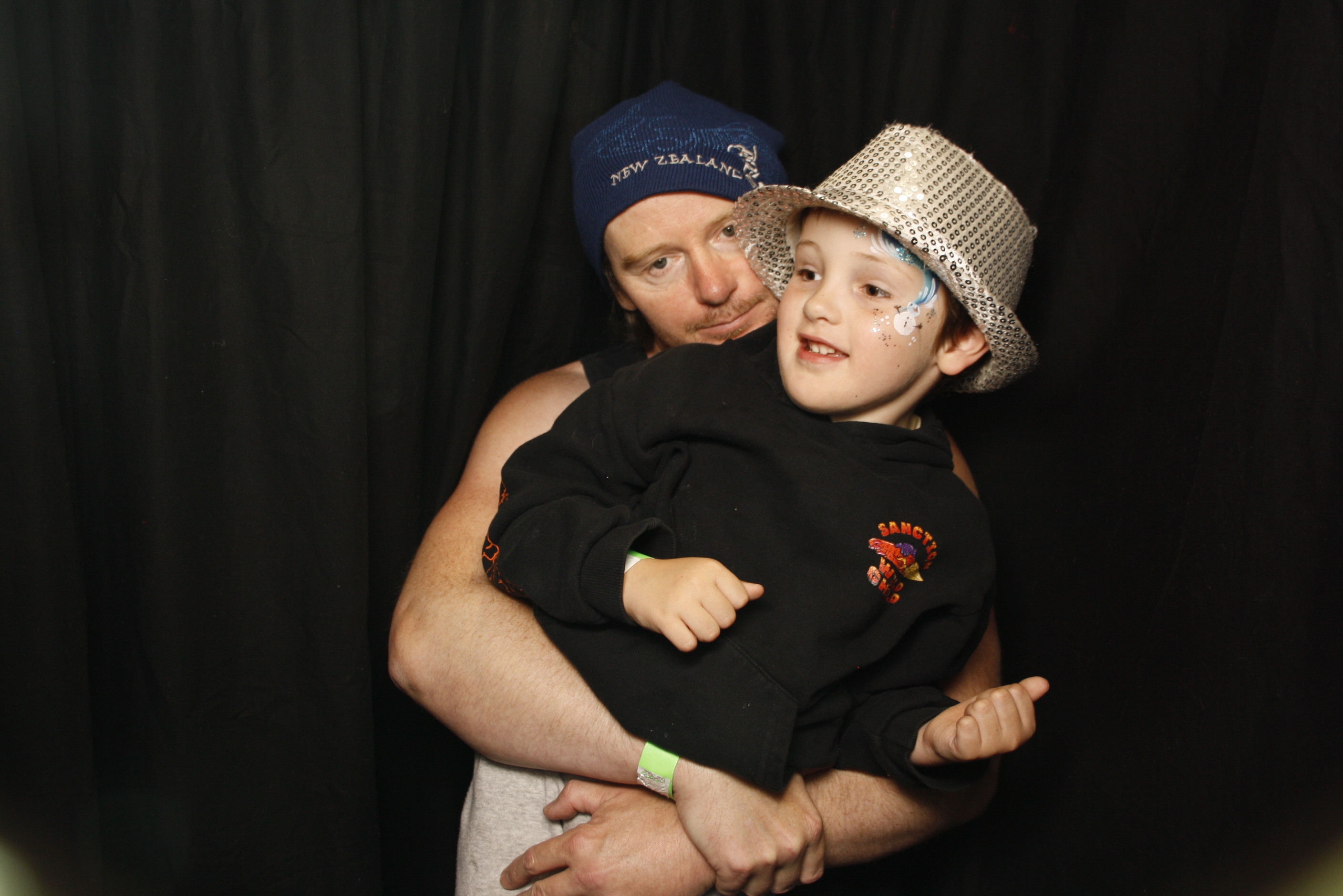 CentrePort Kids Christmas Party 2024 | View more photos from the event at wgtngallery.classicphotobooths.co.nz/u/wgtncpbgallery/CentrePort-Kids-Christmas-Party-2024