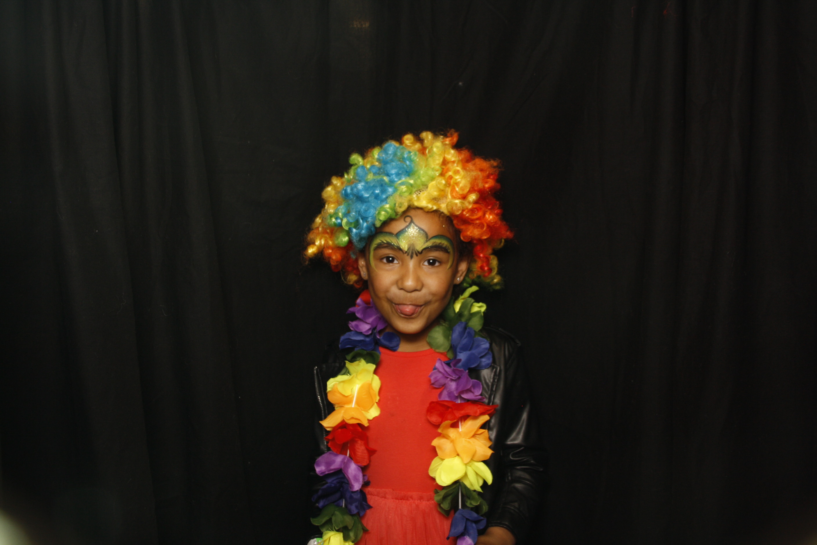 CentrePort Kids Christmas Party 2024 | View more photos from the event at wgtngallery.classicphotobooths.co.nz/u/wgtncpbgallery/CentrePort-Kids-Christmas-Party-2024