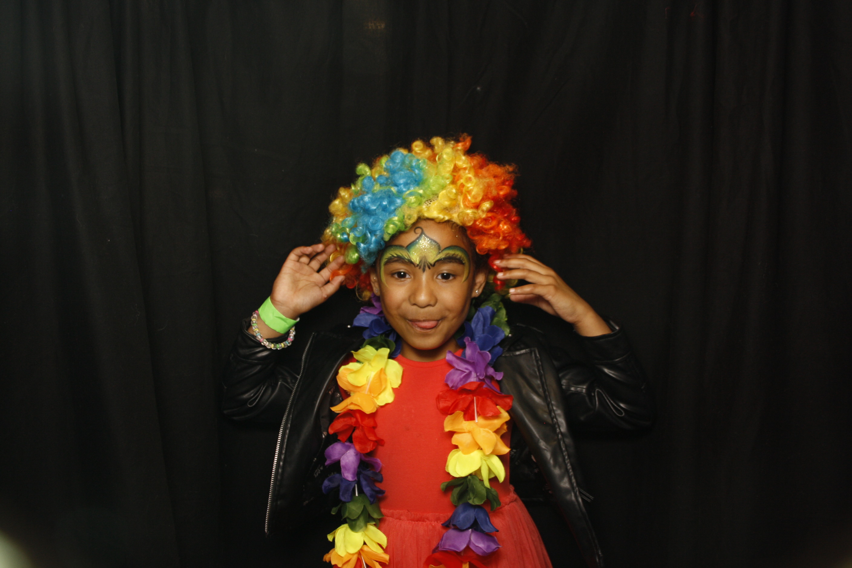 CentrePort Kids Christmas Party 2024 | View more photos from the event at wgtngallery.classicphotobooths.co.nz/u/wgtncpbgallery/CentrePort-Kids-Christmas-Party-2024