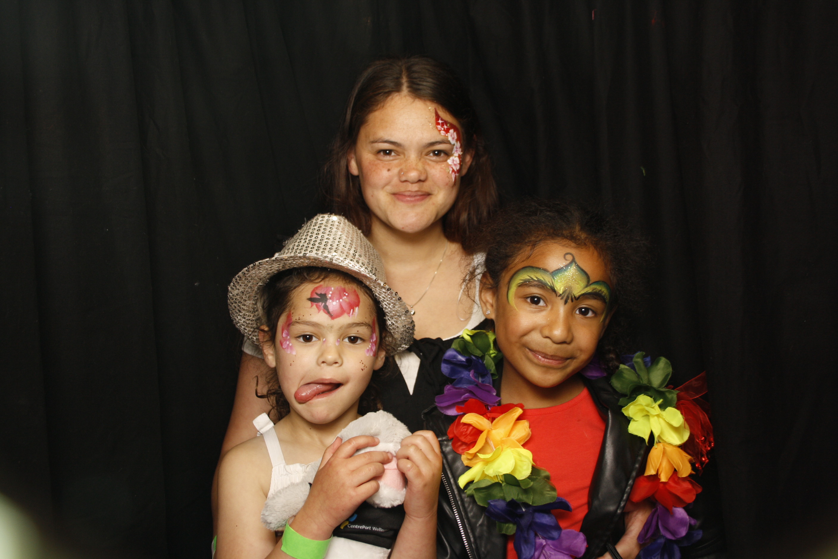 CentrePort Kids Christmas Party 2024 | View more photos from the event at wgtngallery.classicphotobooths.co.nz/u/wgtncpbgallery/CentrePort-Kids-Christmas-Party-2024