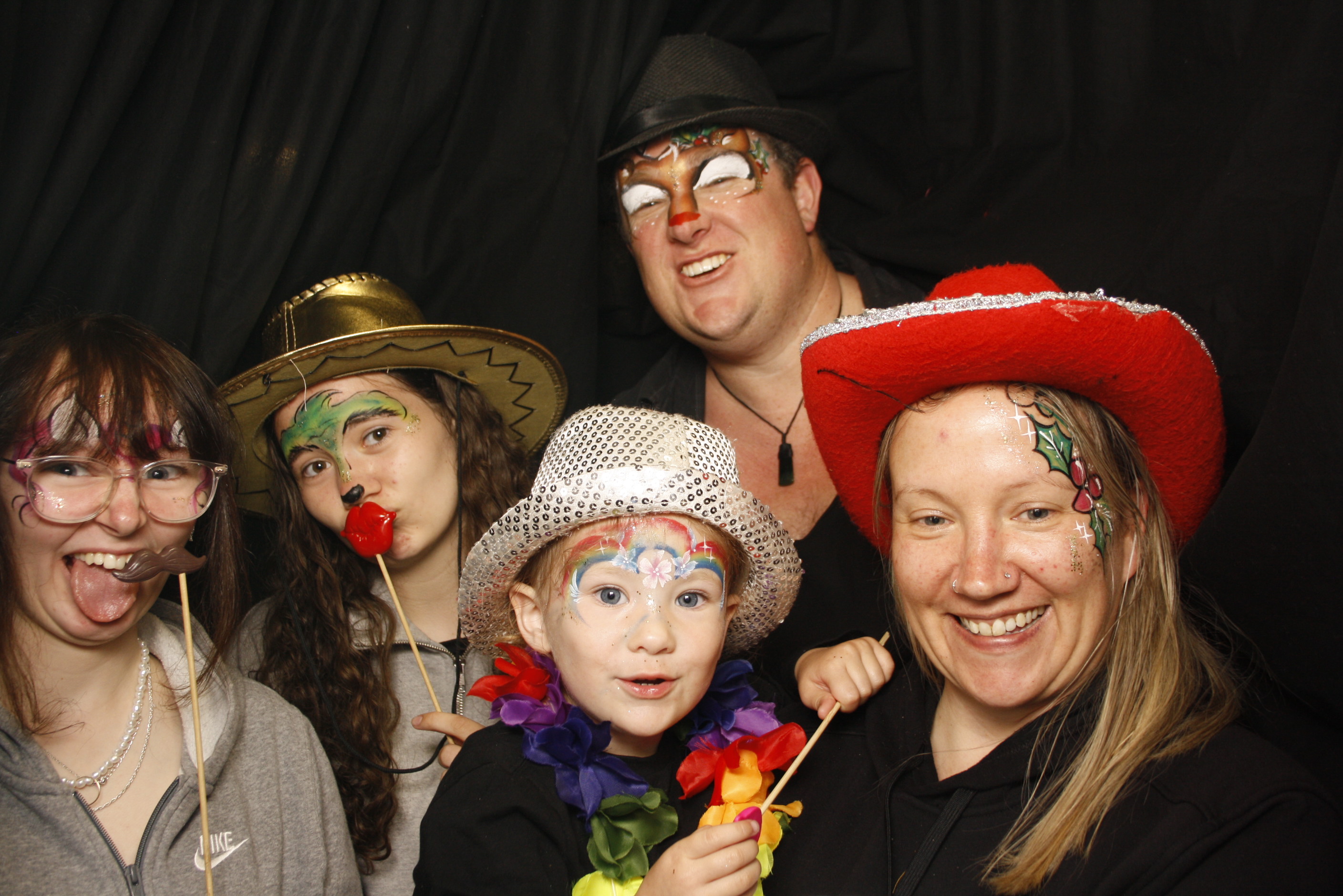 CentrePort Kids Christmas Party 2024 | View more photos from the event at wgtngallery.classicphotobooths.co.nz/u/wgtncpbgallery/CentrePort-Kids-Christmas-Party-2024