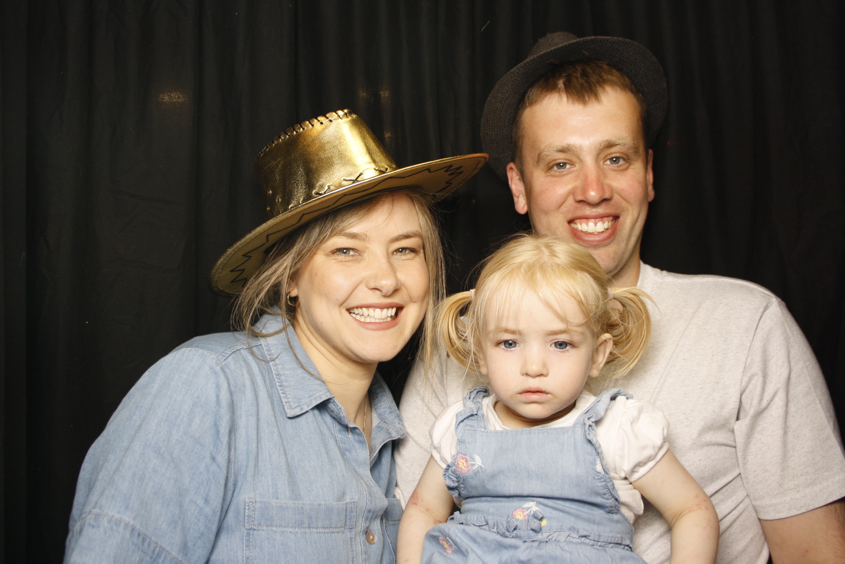 CentrePort Kids Christmas Party 2024 | View more photos from the event at wgtngallery.classicphotobooths.co.nz/u/wgtncpbgallery/CentrePort-Kids-Christmas-Party-2024
