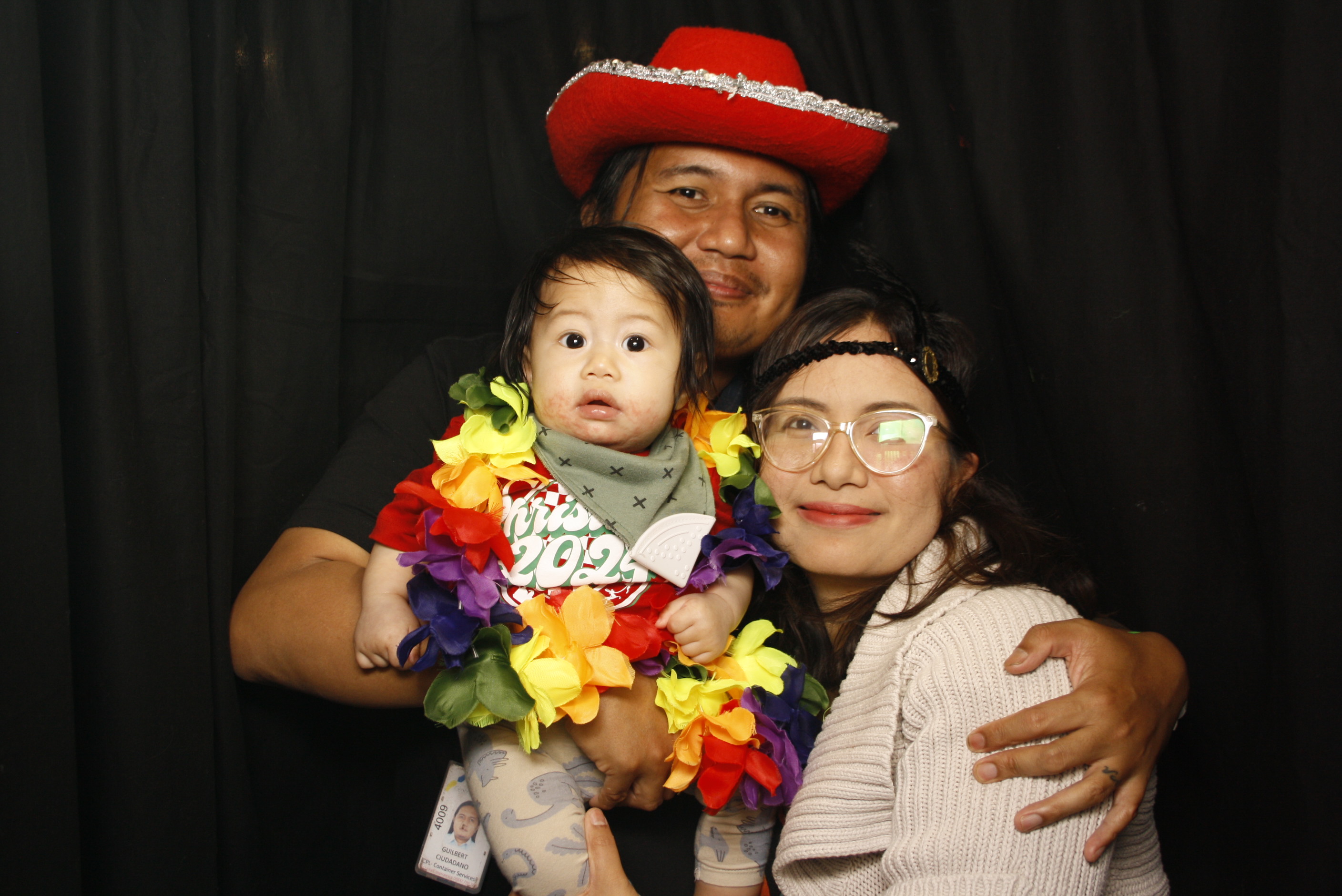 CentrePort Kids Christmas Party 2024 | View more photos from the event at wgtngallery.classicphotobooths.co.nz/u/wgtncpbgallery/CentrePort-Kids-Christmas-Party-2024