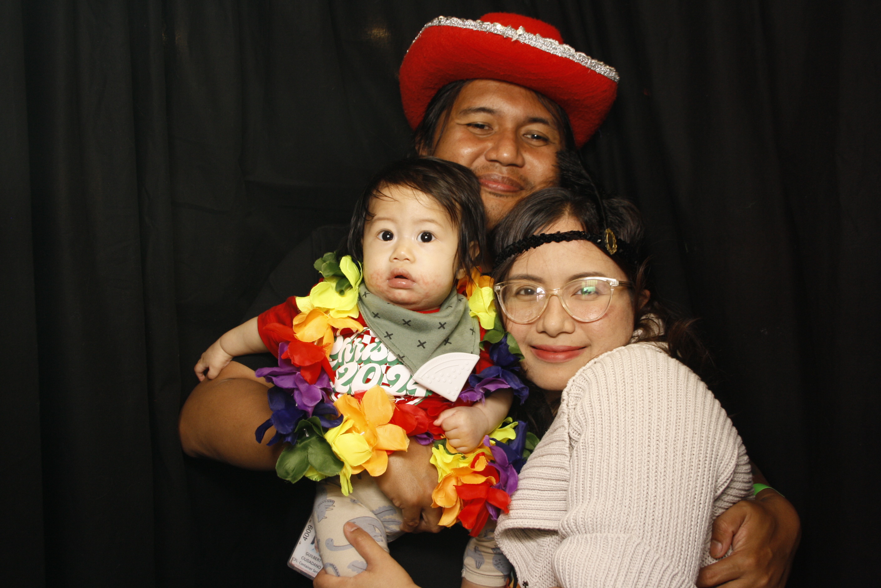 CentrePort Kids Christmas Party 2024 | View more photos from the event at wgtngallery.classicphotobooths.co.nz/u/wgtncpbgallery/CentrePort-Kids-Christmas-Party-2024