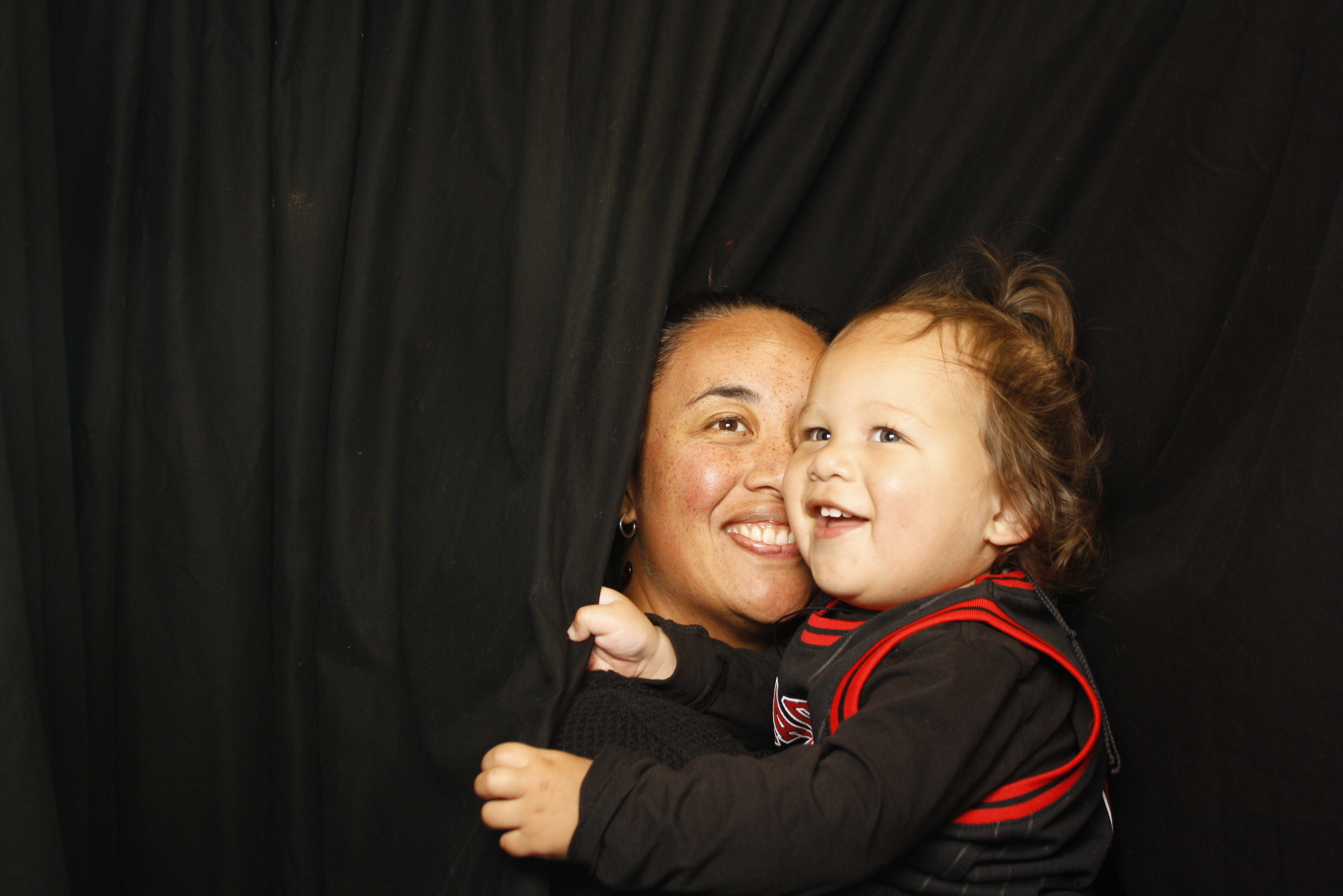 CentrePort Kids Christmas Party 2024 | View more photos from the event at wgtngallery.classicphotobooths.co.nz/u/wgtncpbgallery/CentrePort-Kids-Christmas-Party-2024