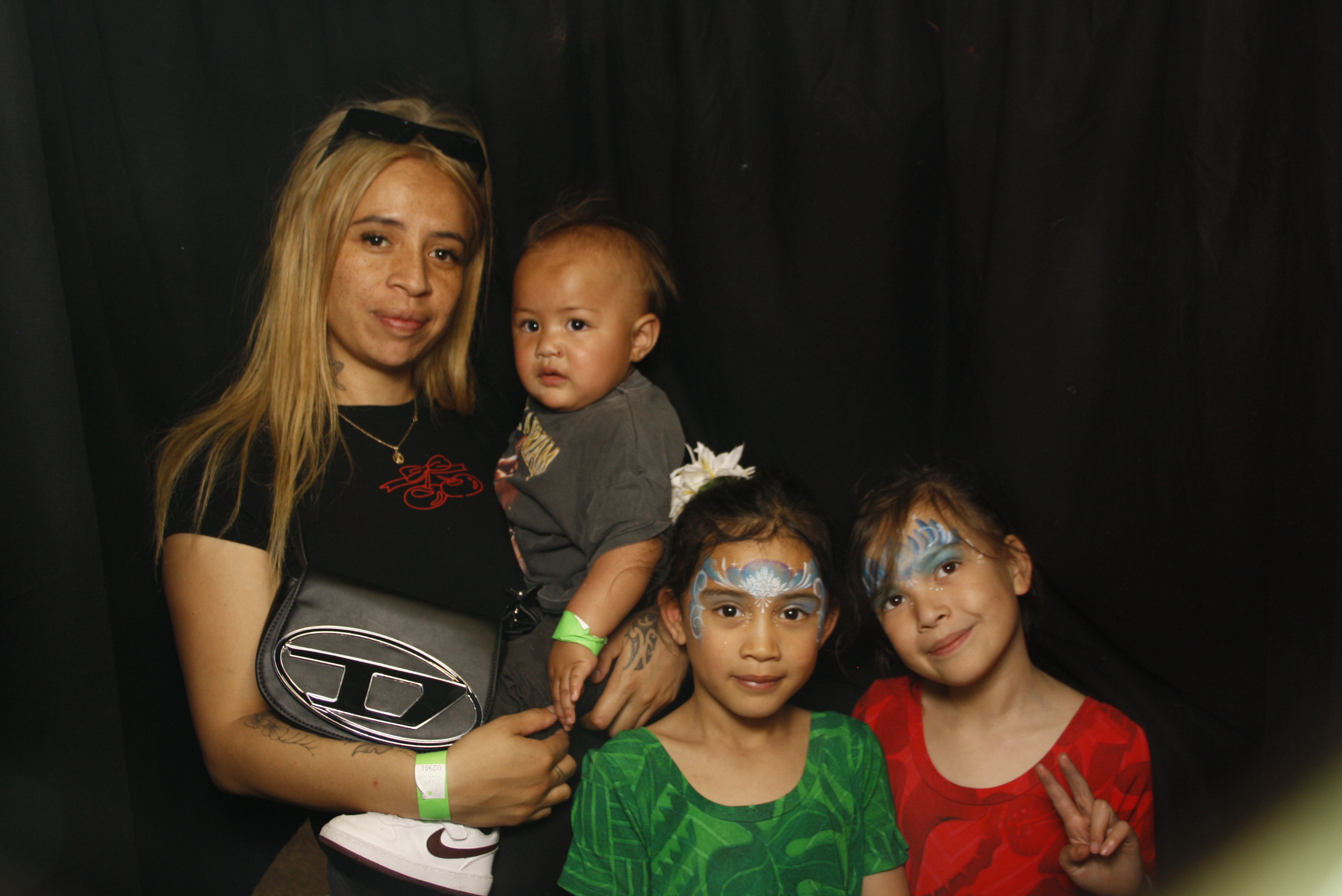 CentrePort Kids Christmas Party 2024 | View more photos from the event at wgtngallery.classicphotobooths.co.nz/u/wgtncpbgallery/CentrePort-Kids-Christmas-Party-2024