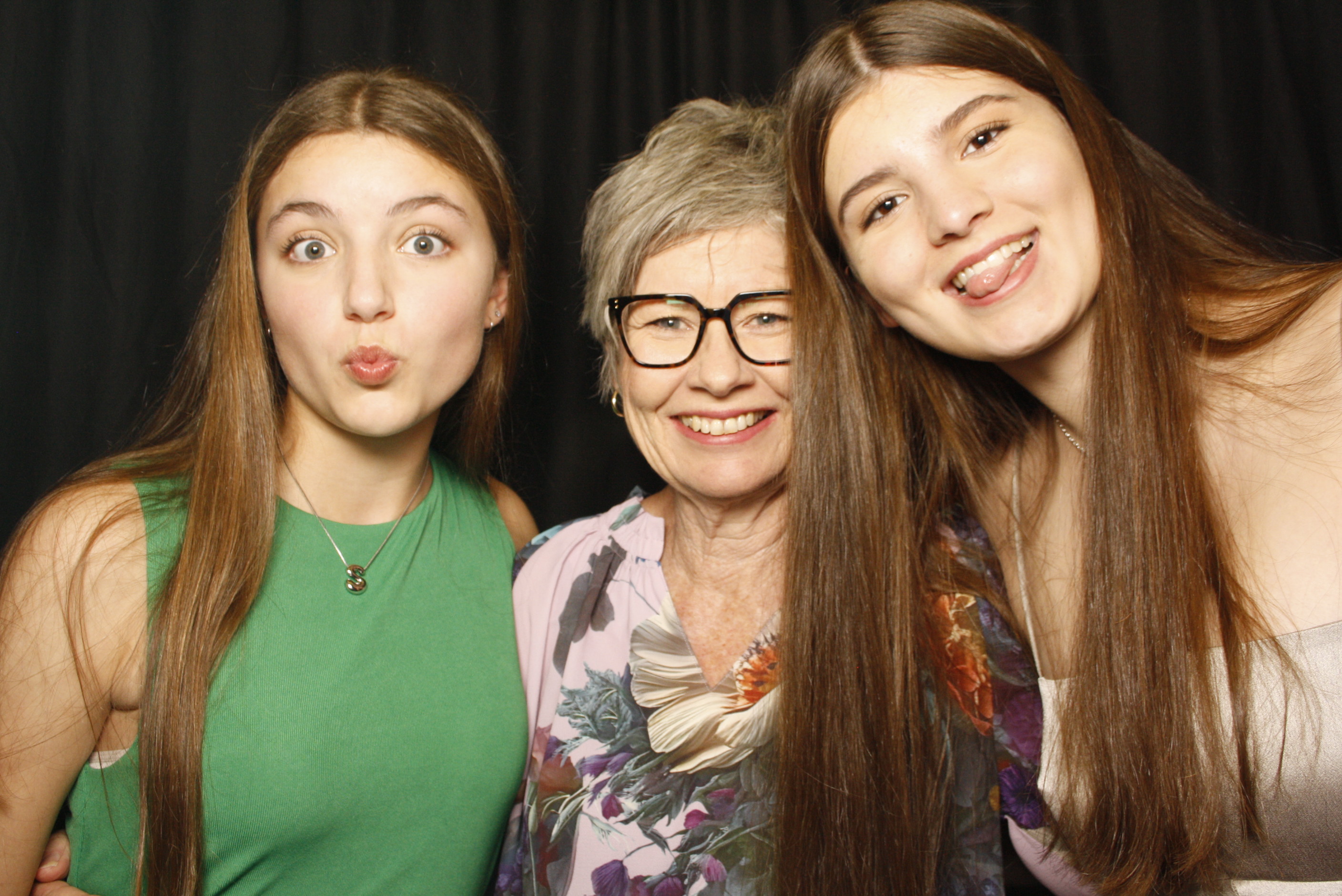 Freya's 21st ... 2024 | View more photos from the event at wgtngallery.classicphotobooths.co.nz/u/wgtncpbgallery/Freyas-21st-2024