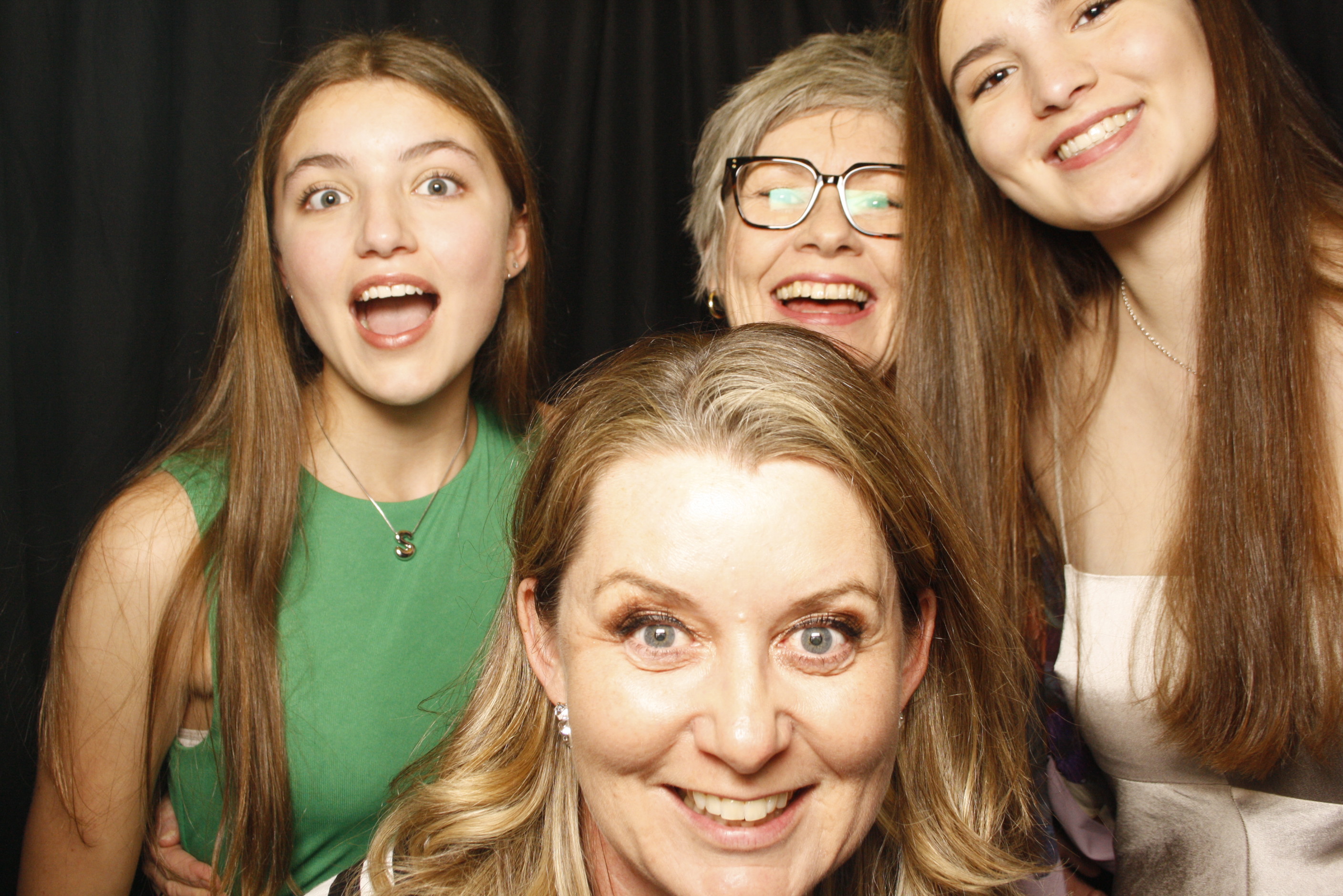 Freya's 21st ... 2024 | View more photos from the event at wgtngallery.classicphotobooths.co.nz/u/wgtncpbgallery/Freyas-21st-2024