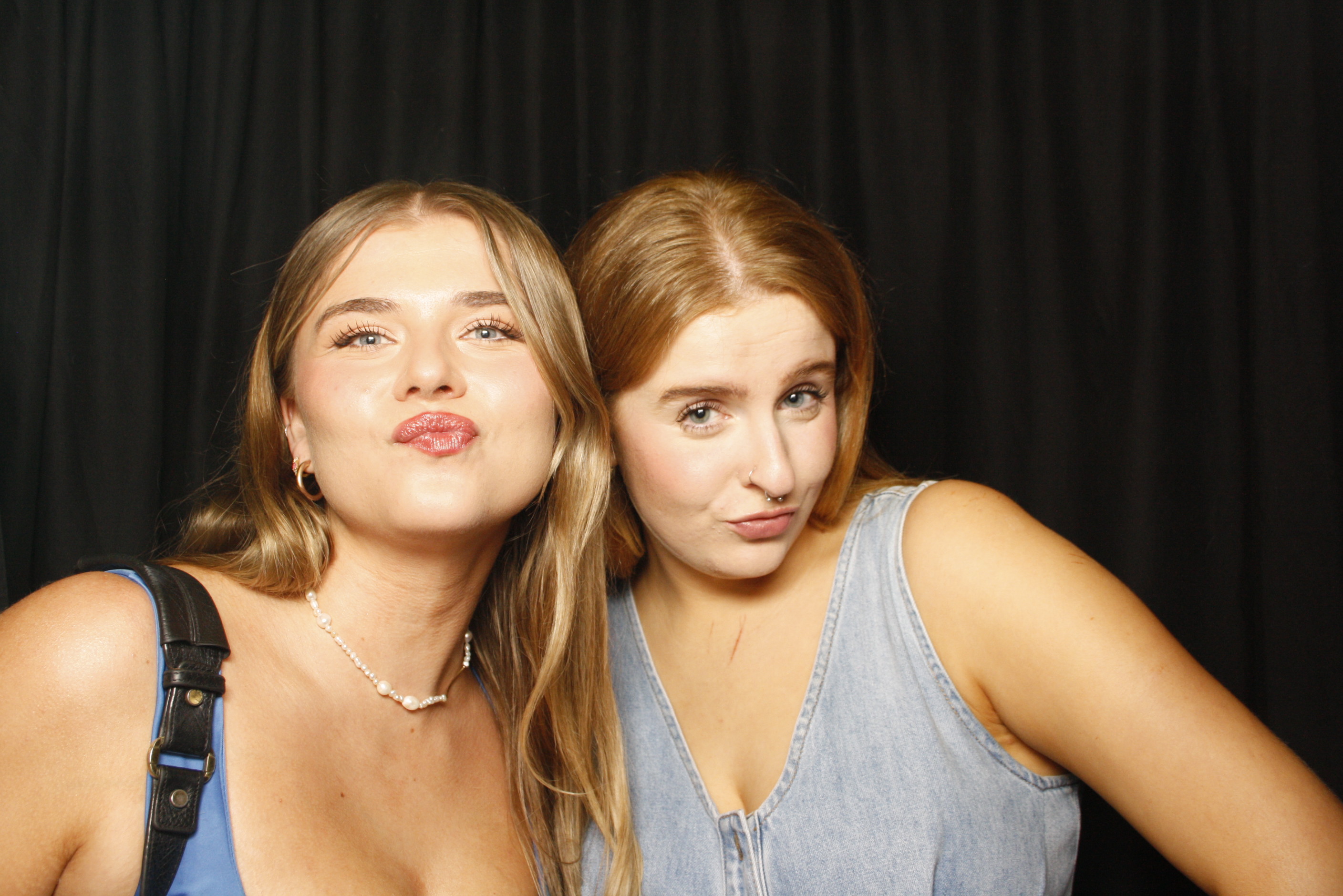 Freya's 21st ... 2024 | View more photos from the event at wgtngallery.classicphotobooths.co.nz/u/wgtncpbgallery/Freyas-21st-2024