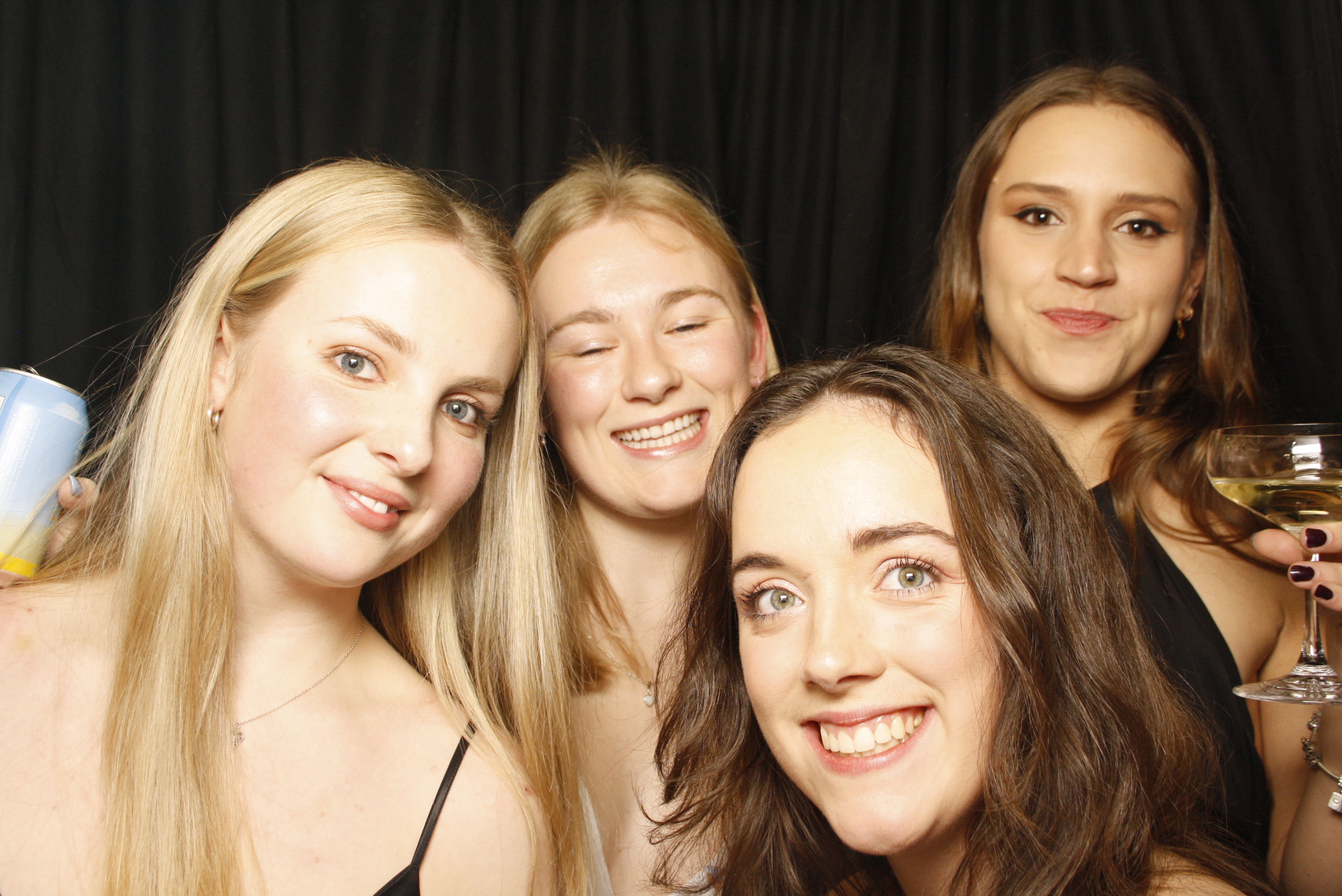 Freya's 21st ... 2024 | View more photos from the event at wgtngallery.classicphotobooths.co.nz/u/wgtncpbgallery/Freyas-21st-2024